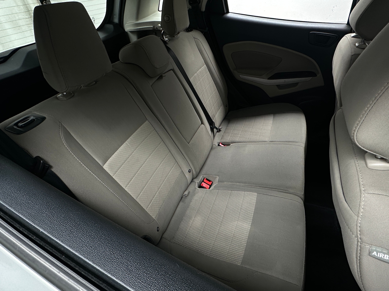 Thumbnail: 2022 Ford EcoSport - 6