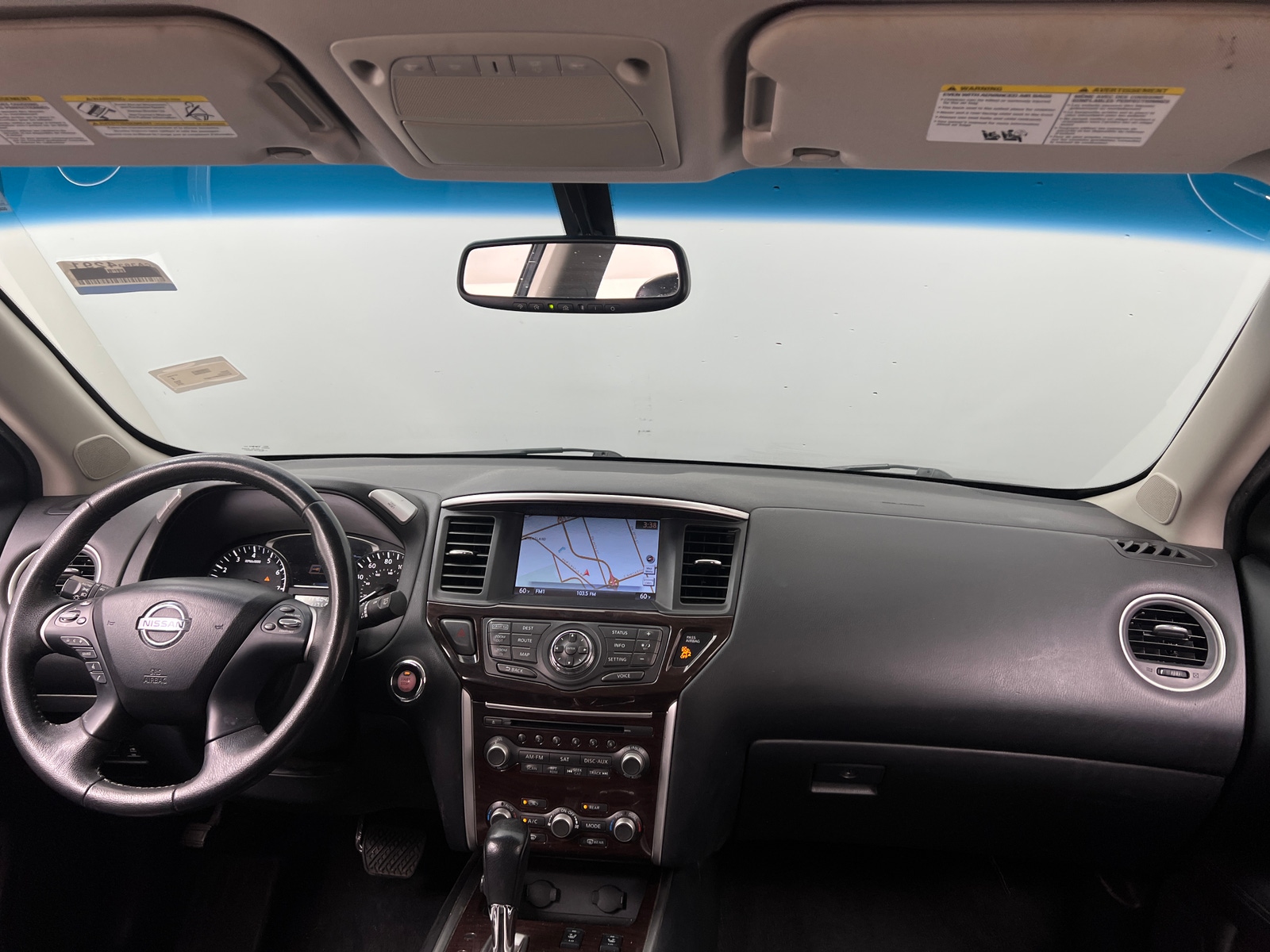 Thumbnail: 2015 Nissan Pathfinder - 2