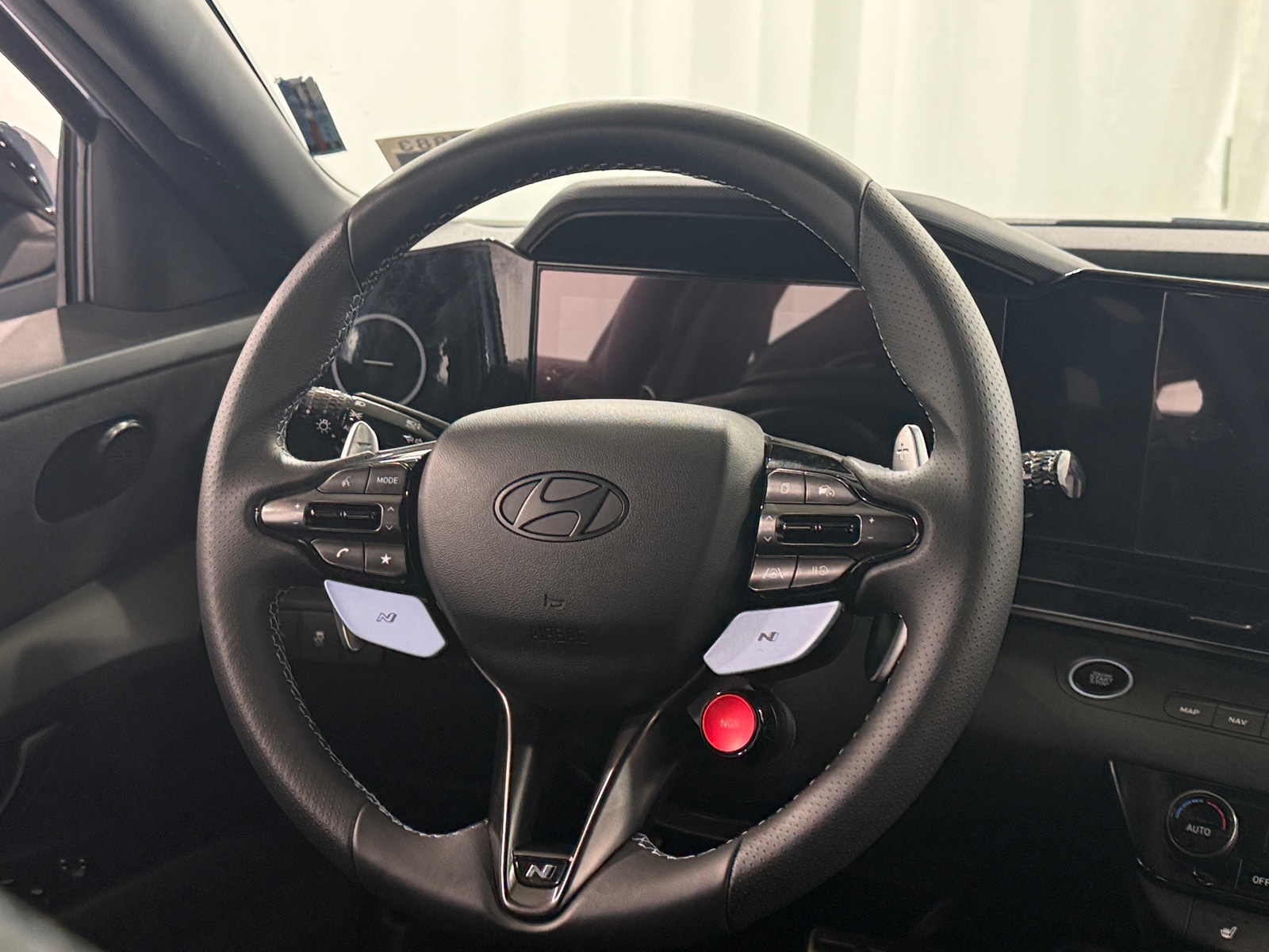 Thumbnail: 2025 Hyundai Elantra - 4