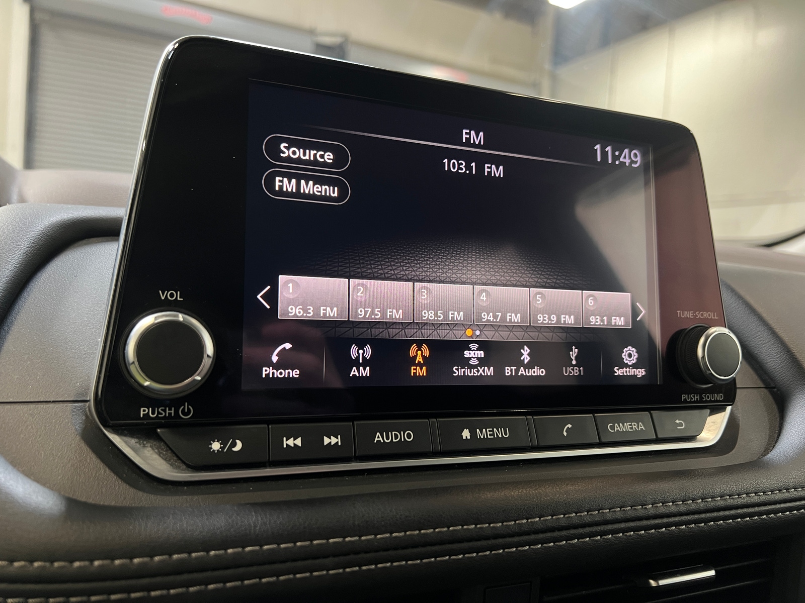 Thumbnail: 2023 Nissan Rogue - 4