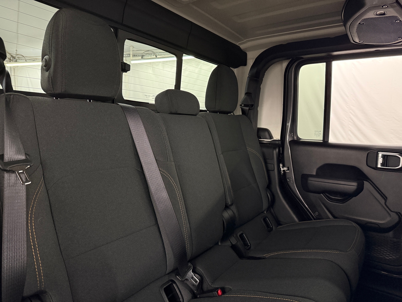 Thumbnail: 2024 Jeep Gladiator - 6