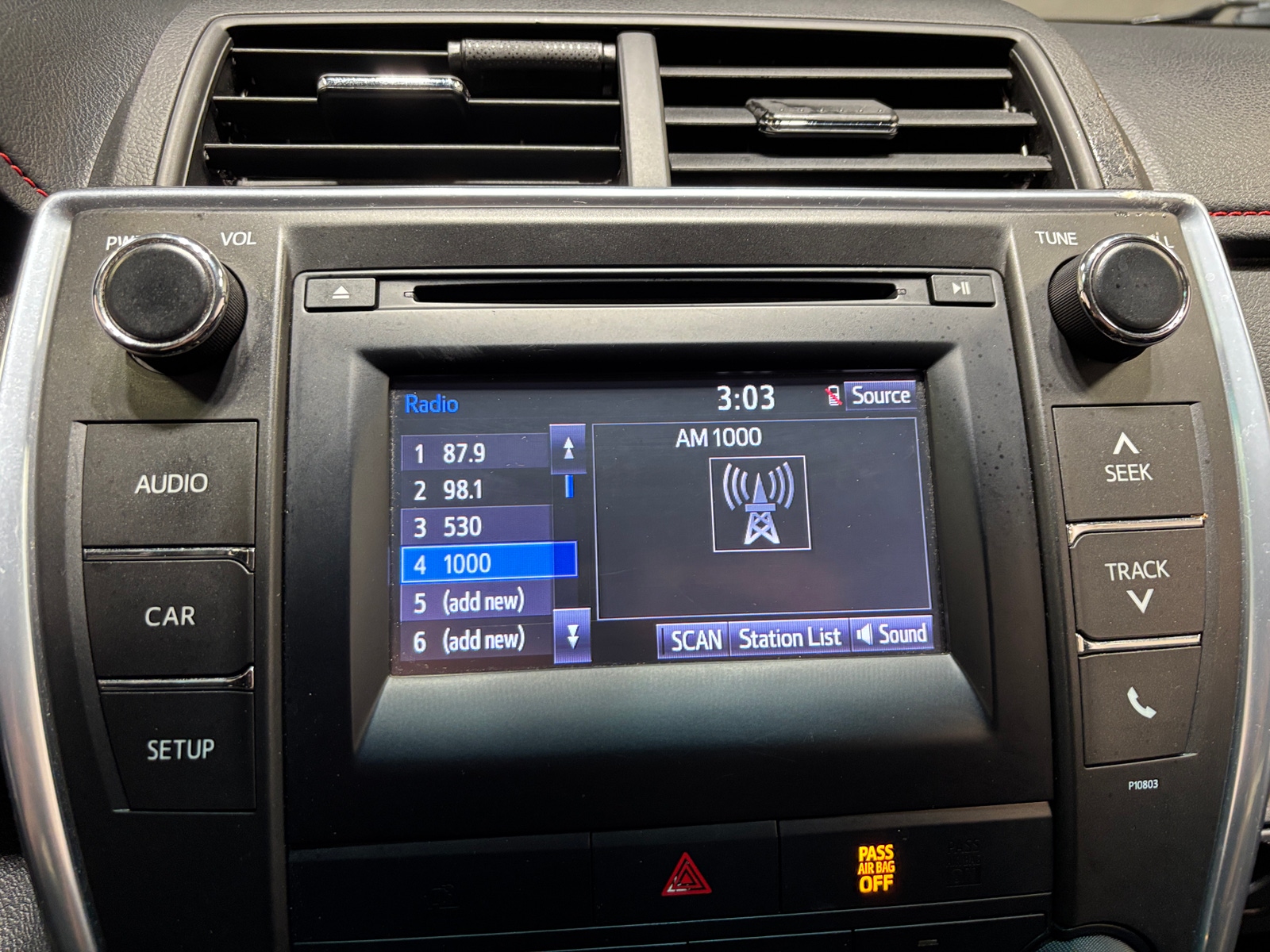 Thumbnail: 2015 Toyota Camry - 4