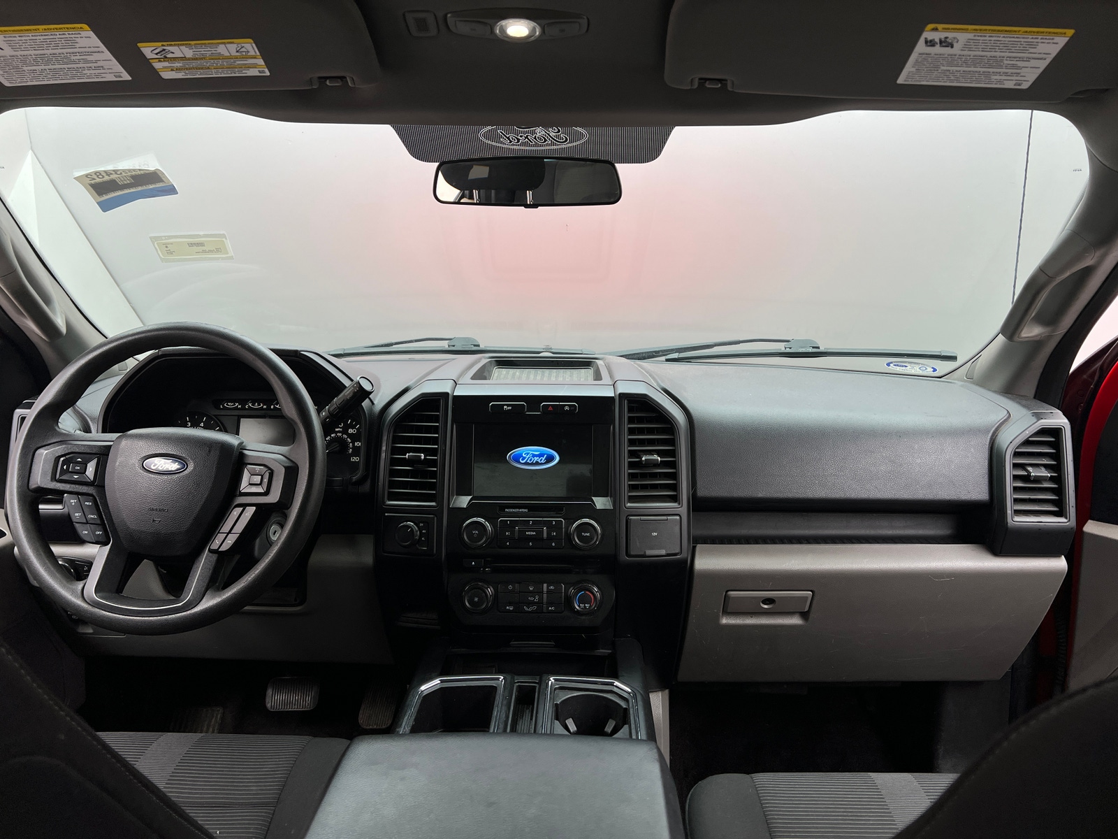 Thumbnail: 2017 Ford Econoline - 3