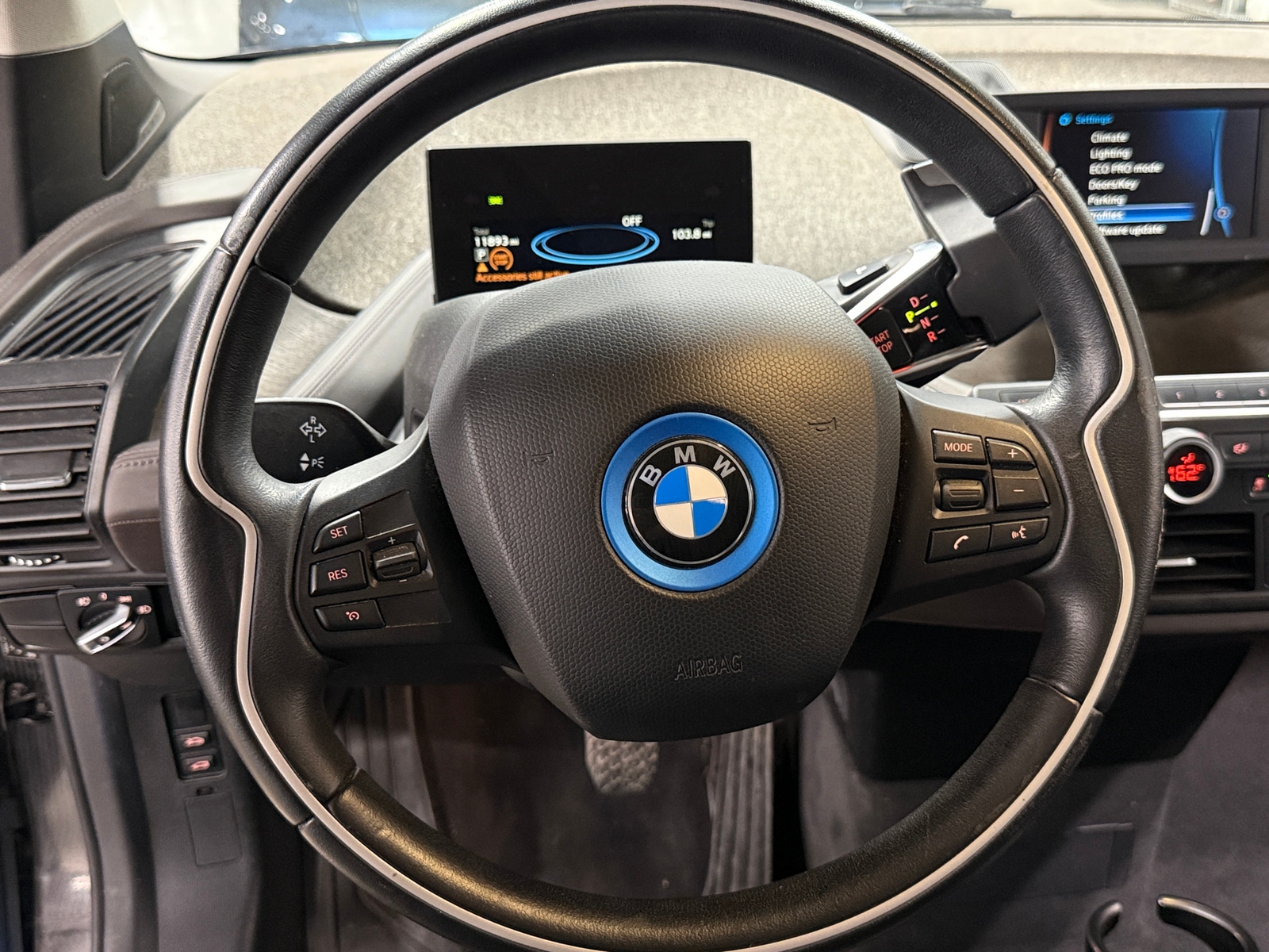 Thumbnail: 2018 BMW i3 - 4