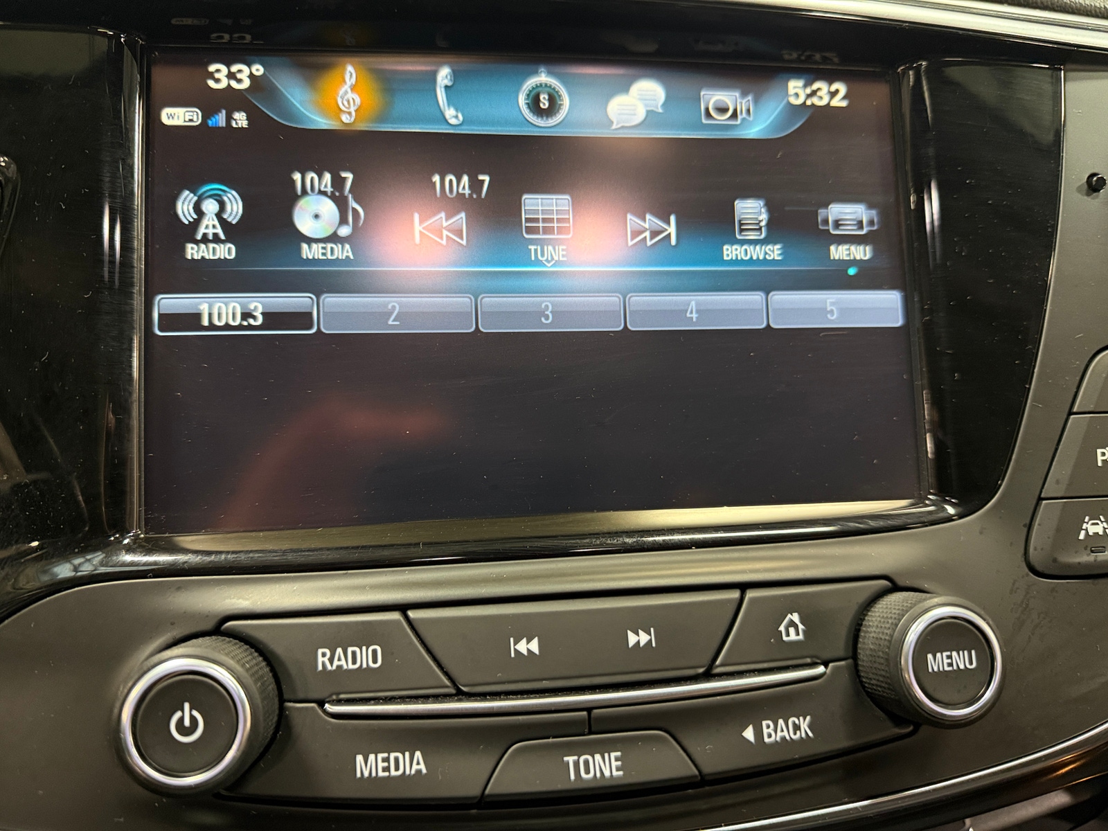 Thumbnail: 2019 Buick Envision - 3