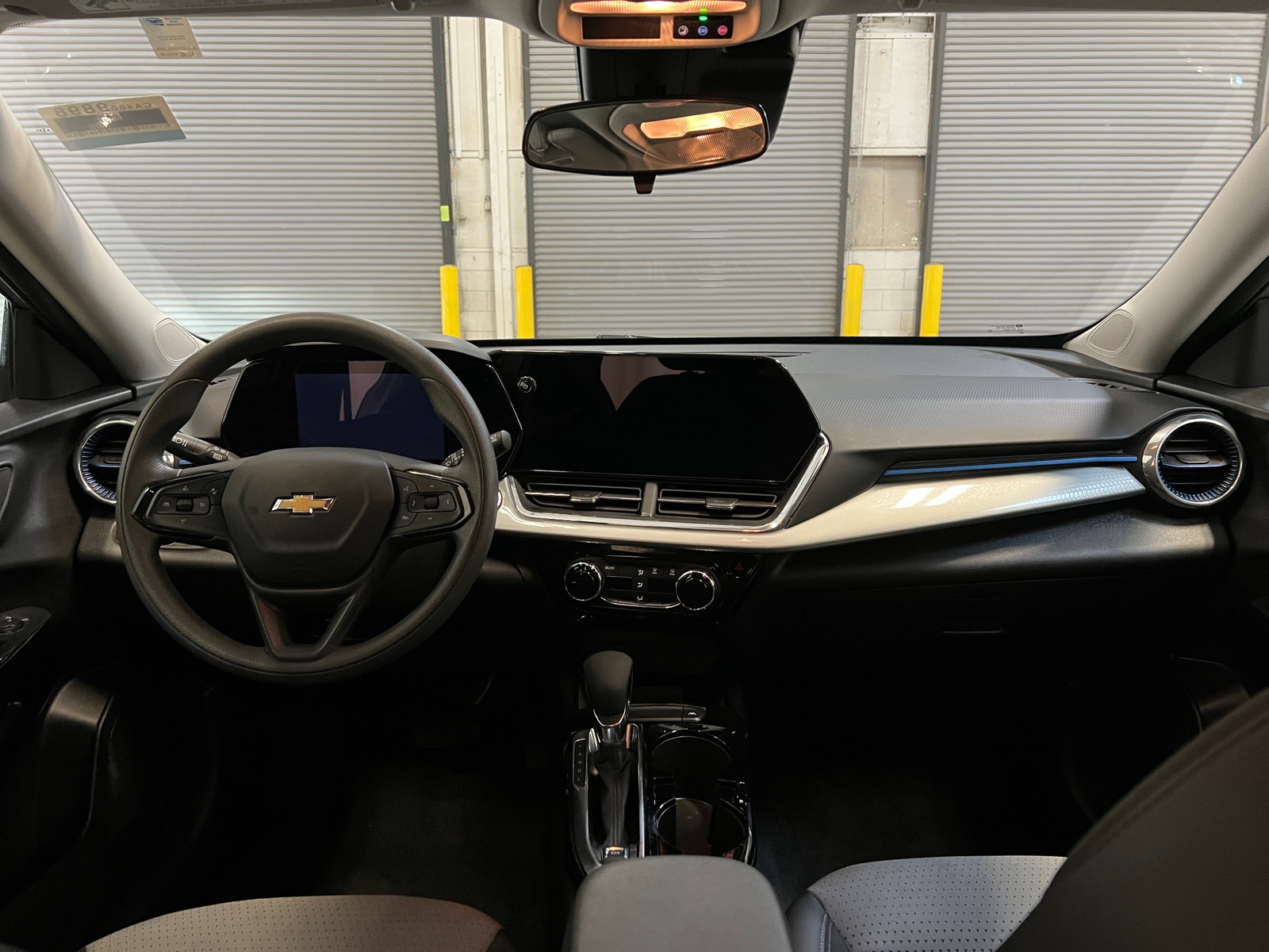 Thumbnail: 2025 Chevrolet Trax - 3