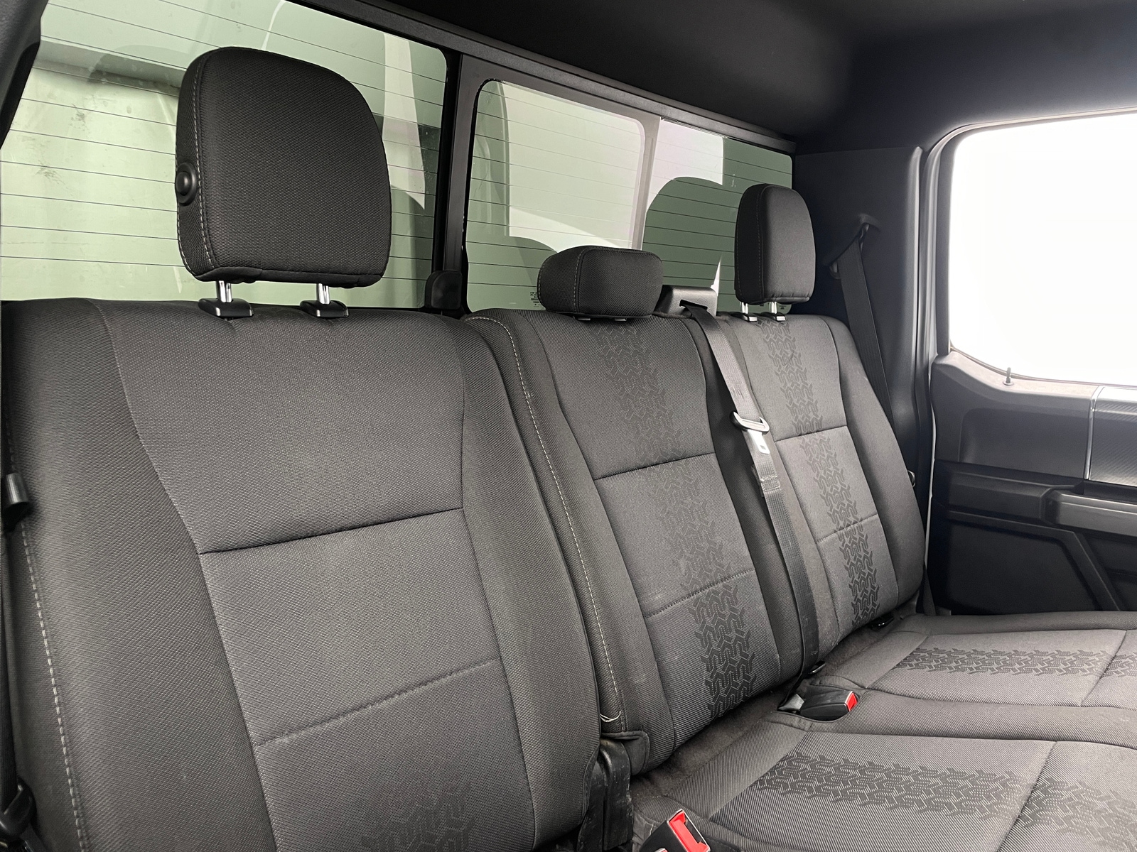 Thumbnail: 2019 Ford Econoline - 6