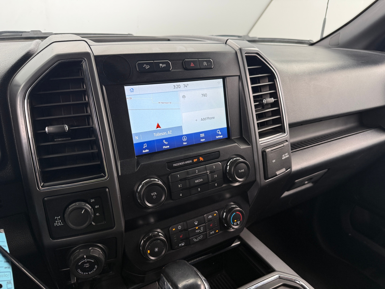 Thumbnail: 2019 Ford Econoline - 4