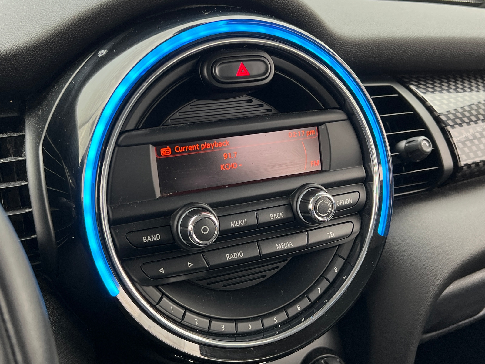 Thumbnail: 2015 MINI Cooper Hardtop - 3