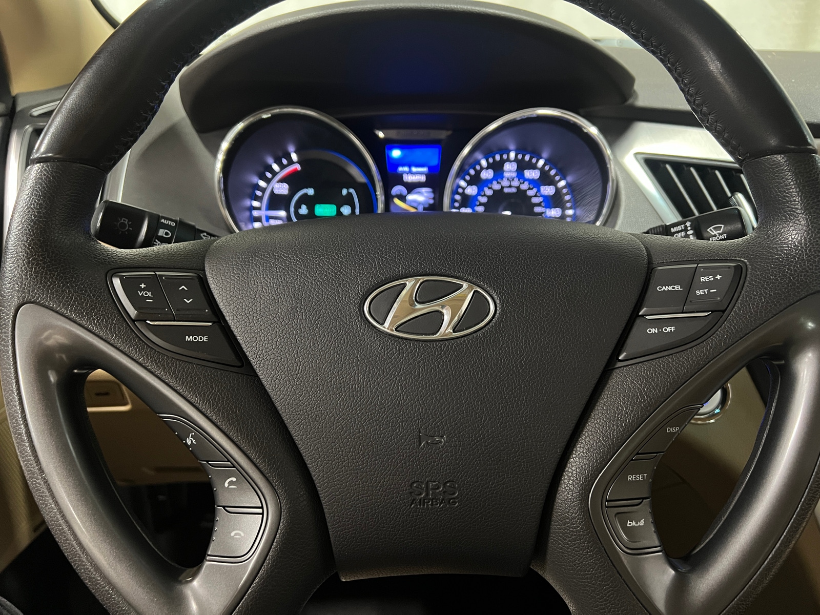 Thumbnail: 2012 Hyundai Sonata - 4