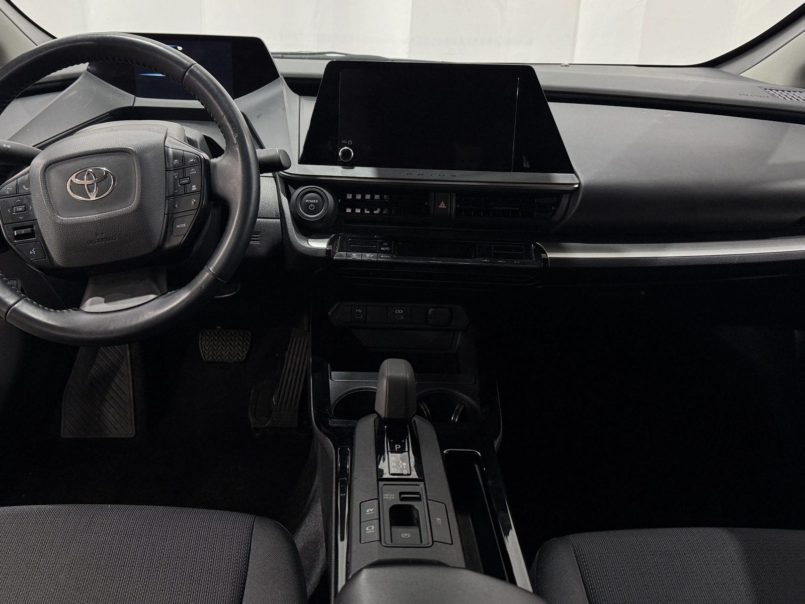 Thumbnail: 2023 Toyota Prius - 3