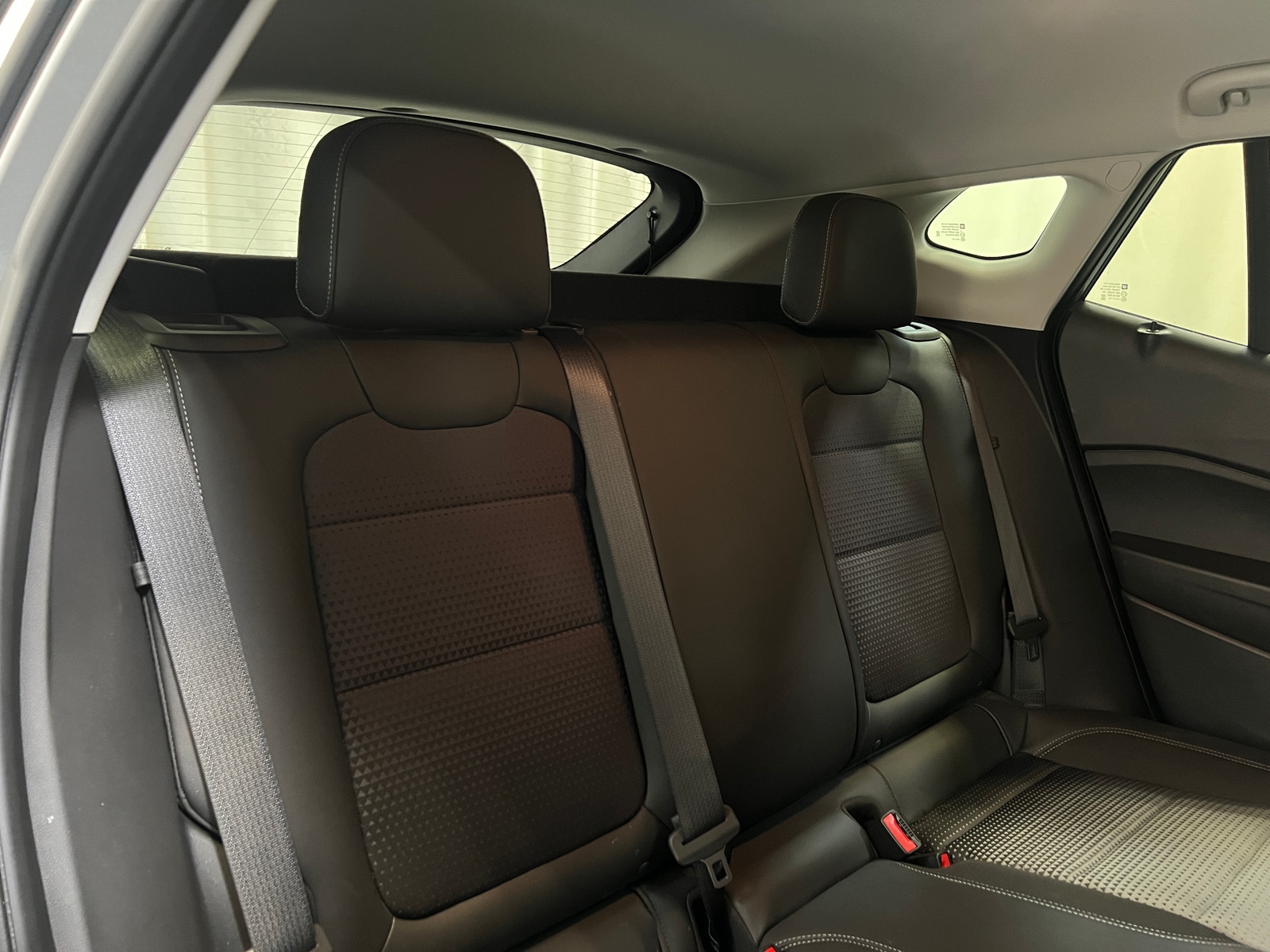 Thumbnail: 2025 Chevrolet Trax - 6