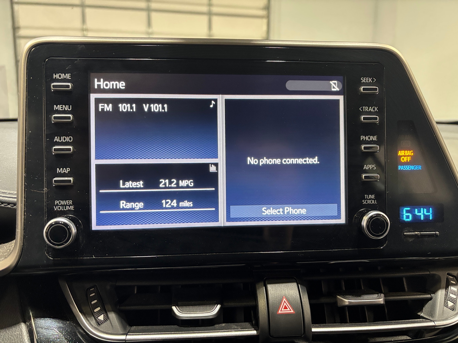 Thumbnail: 2019 Toyota C-HR - 4