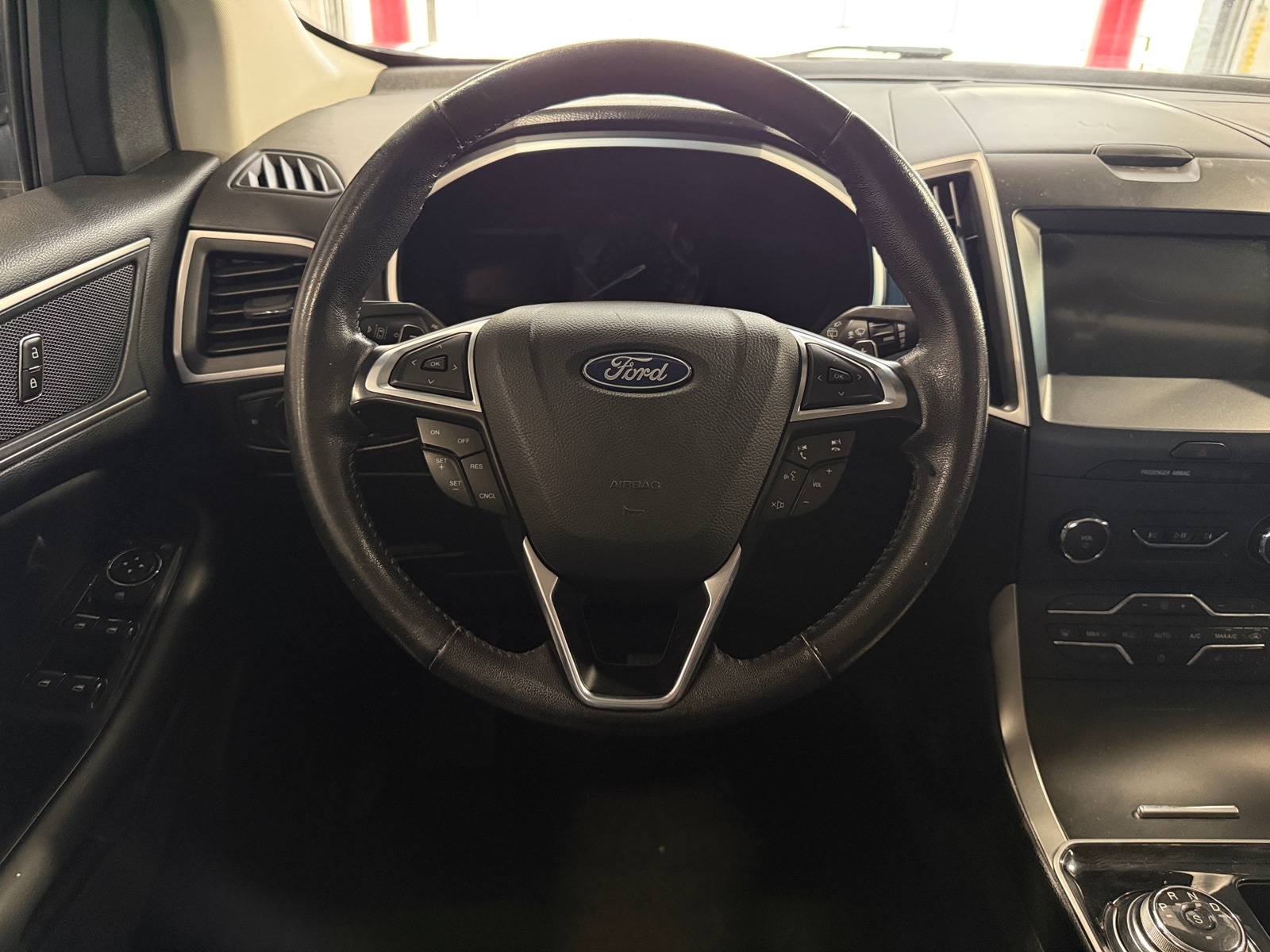 Thumbnail: 2019 Ford Edge - 5