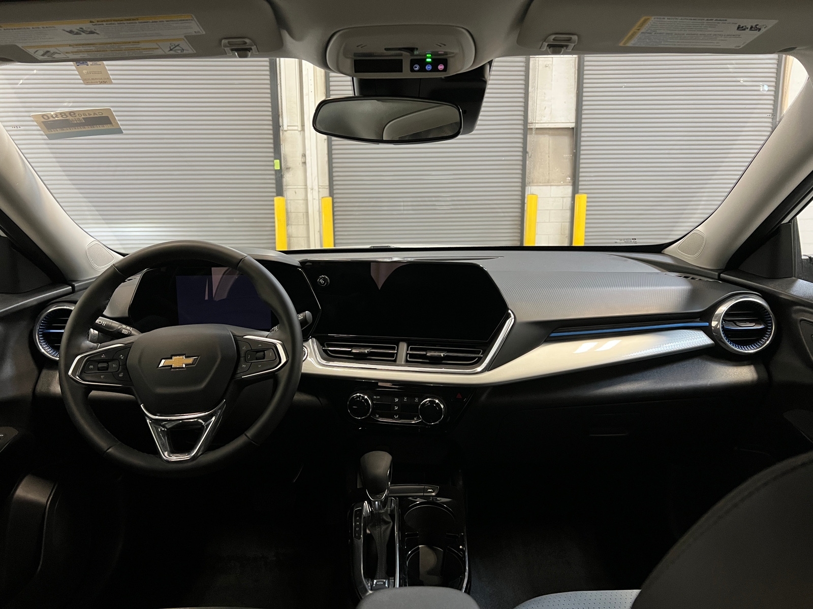 Thumbnail: 2025 Chevrolet Trax - 3