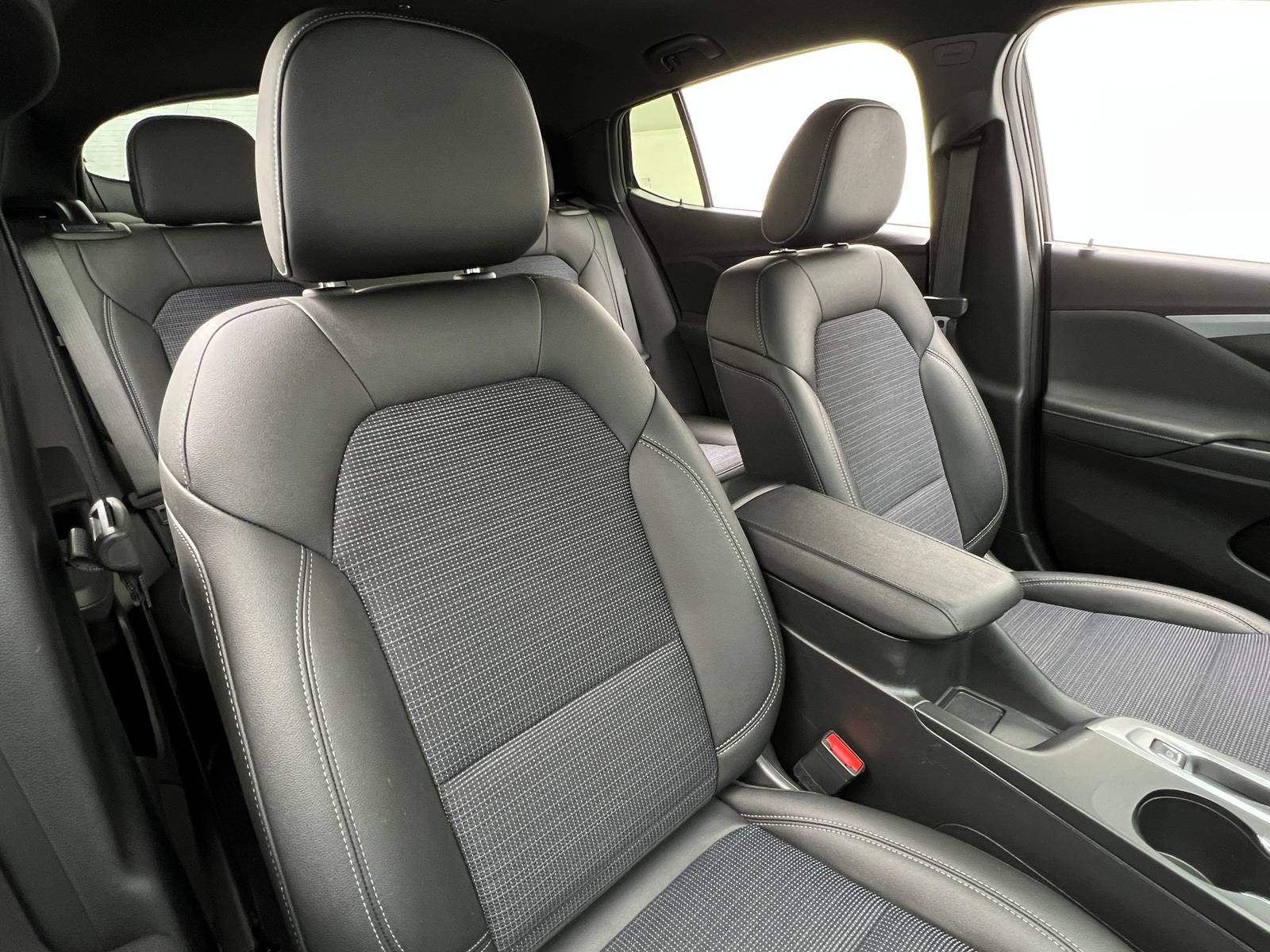 Thumbnail: 2025 Buick Envista - 2