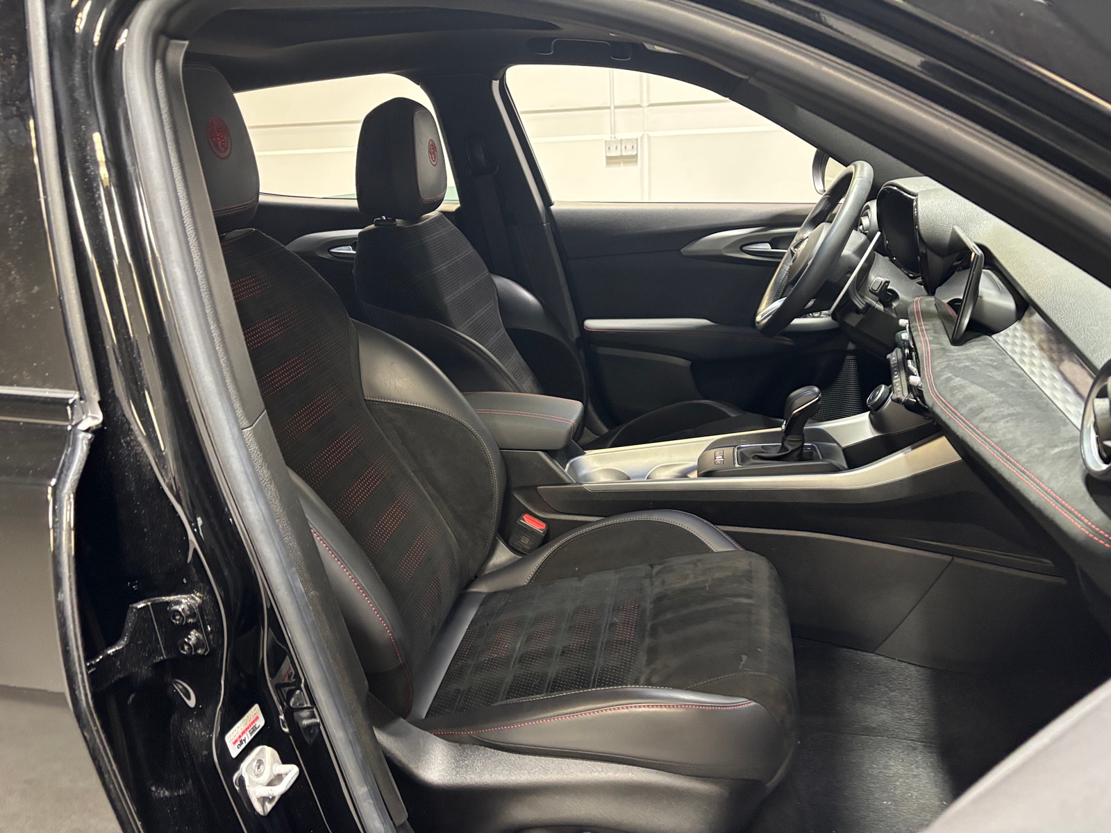 Thumbnail: 2024 Alfa Romeo Tonale - 2