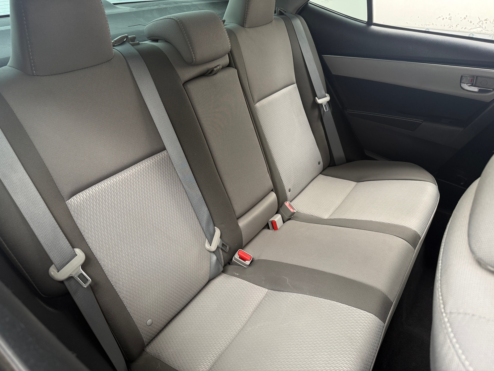 Thumbnail: 2017 Toyota Corolla - 6