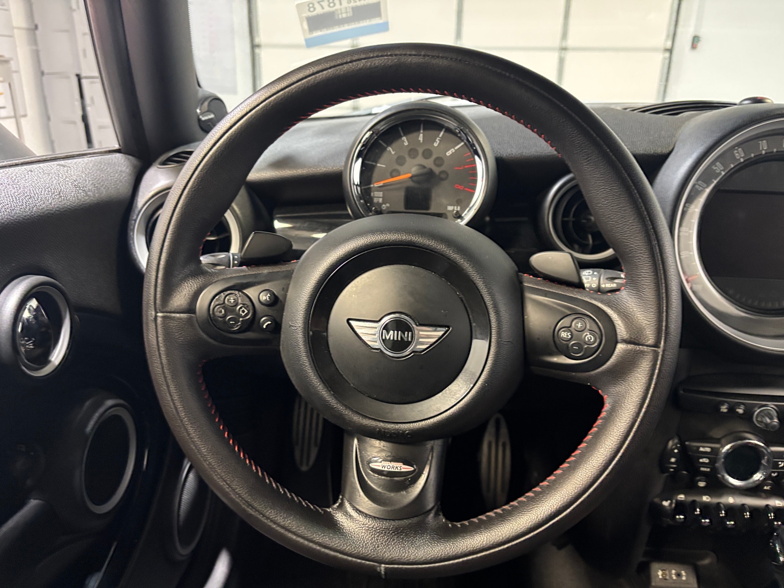 Thumbnail: 2013 MINI Cooper Hardtop - 5