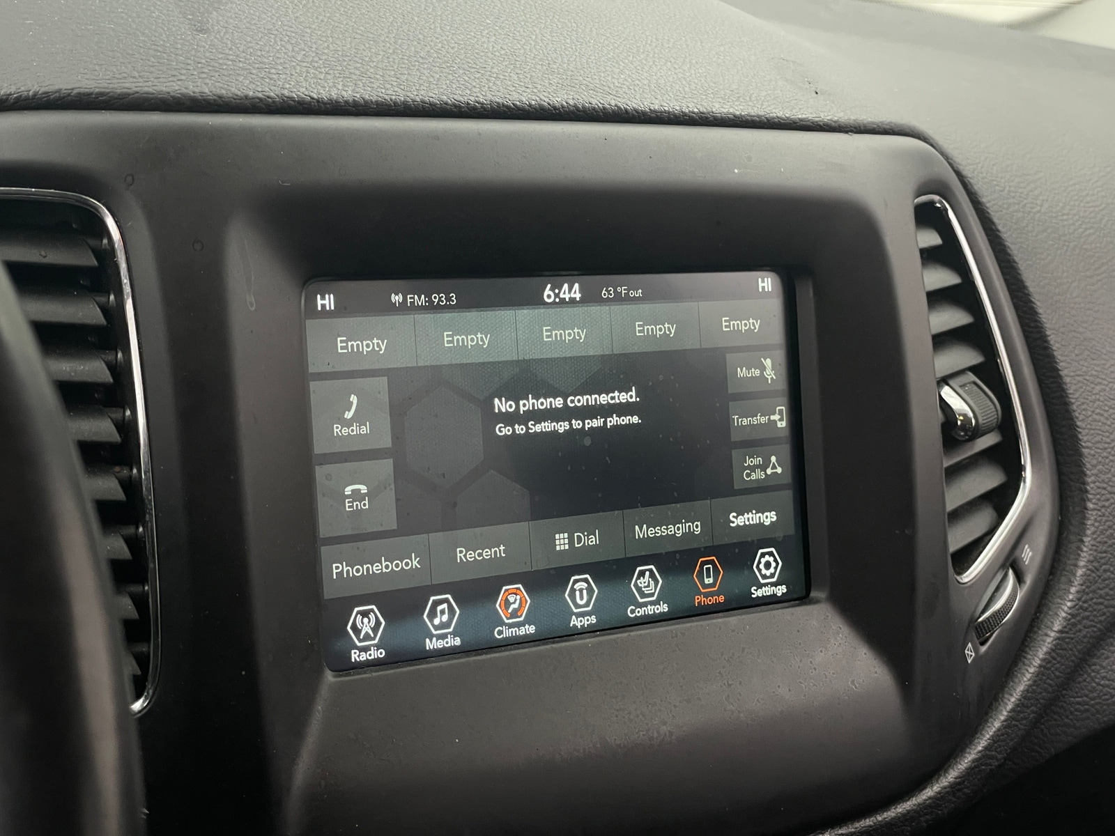 Thumbnail: 2019 Jeep Compass - 3