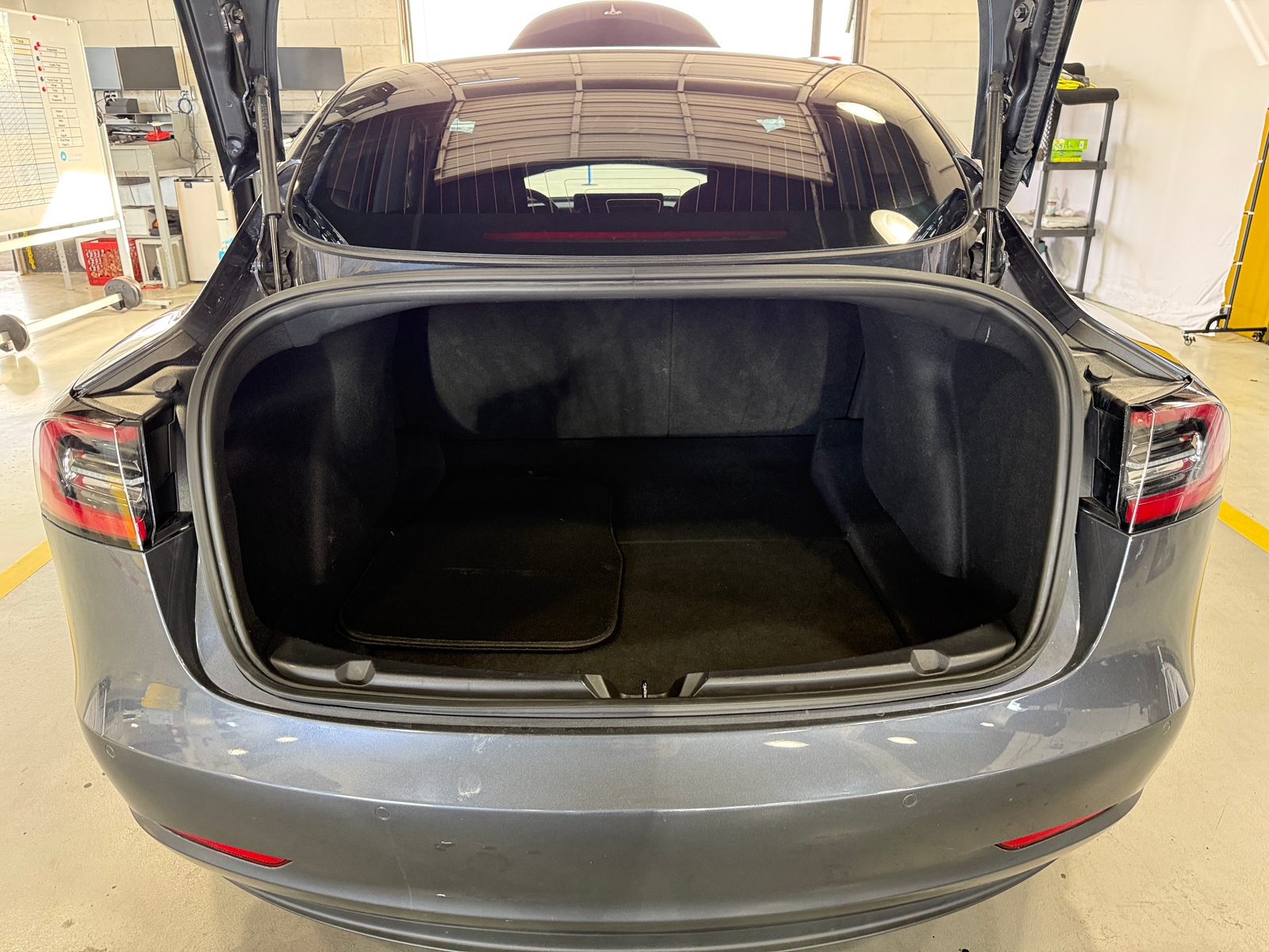 Thumbnail: 2020 Tesla Model 3 - 6