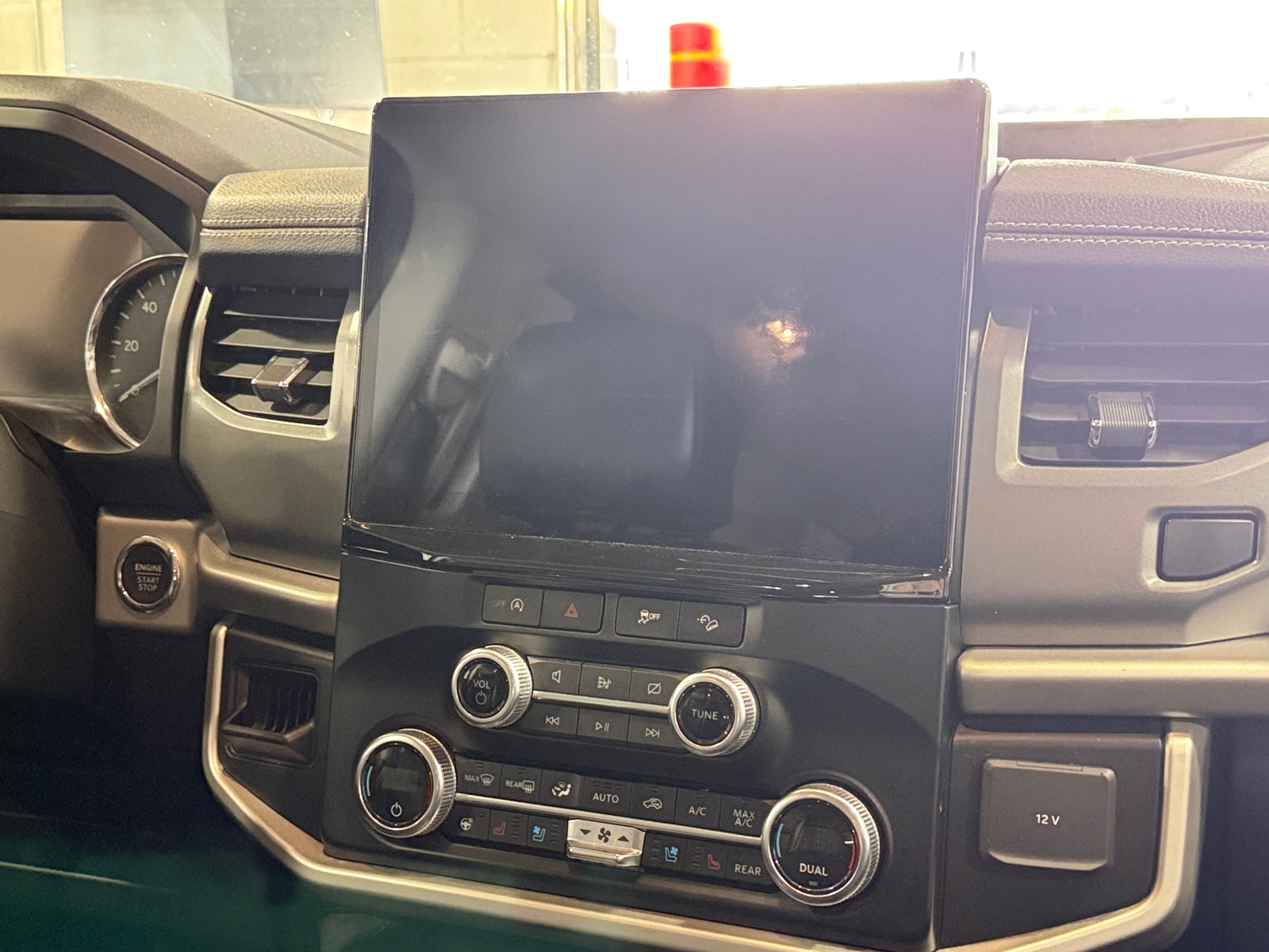 Thumbnail: 2024 Ford Expedition MAX - 3