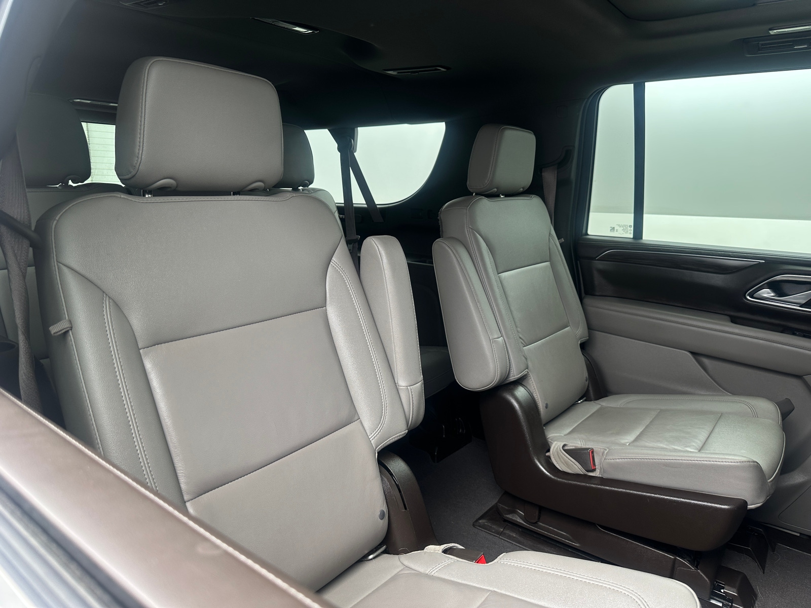 Thumbnail: 2022 Chevrolet Suburban - 5