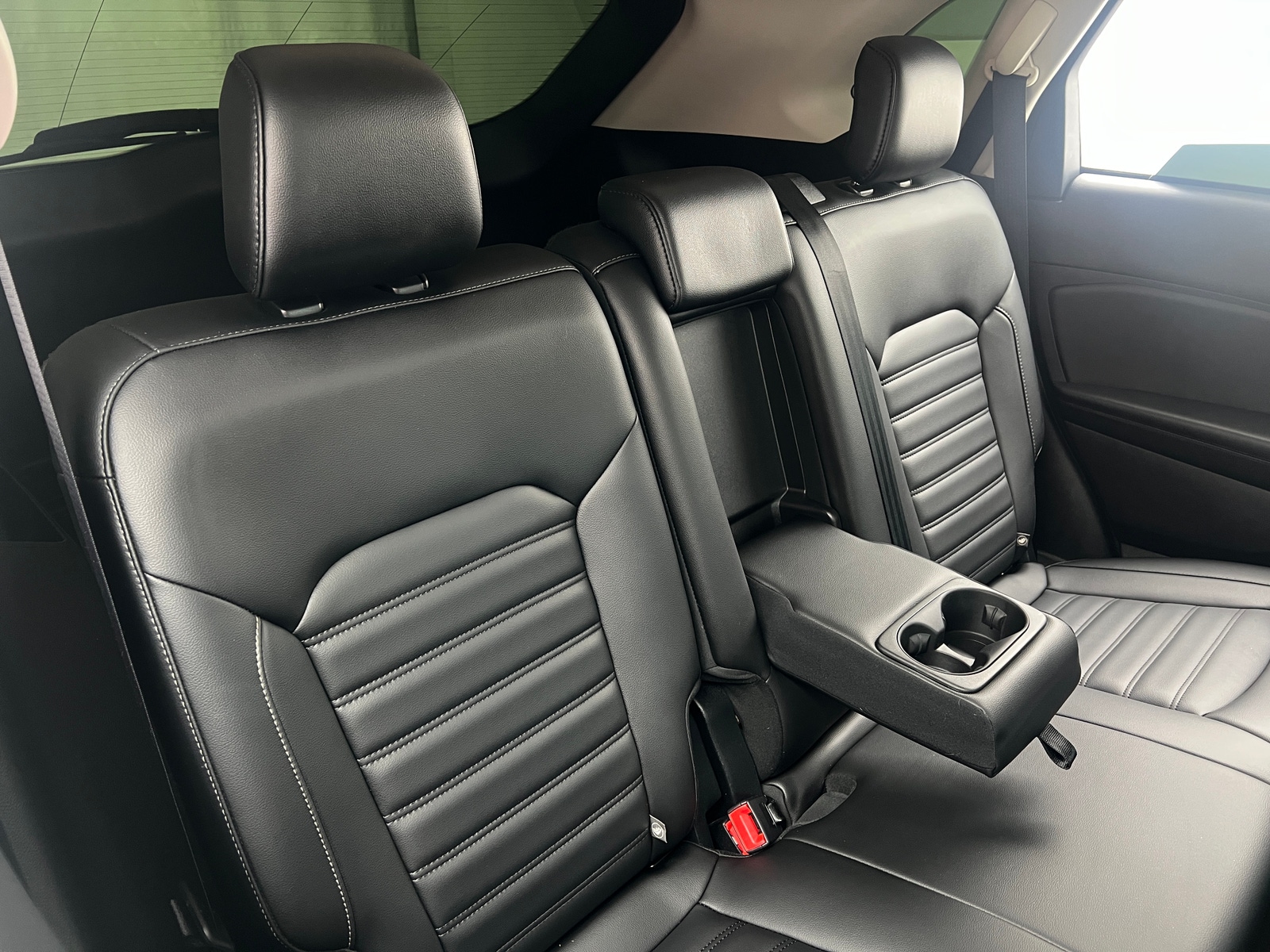 Thumbnail: 2020 Ford Edge - 5