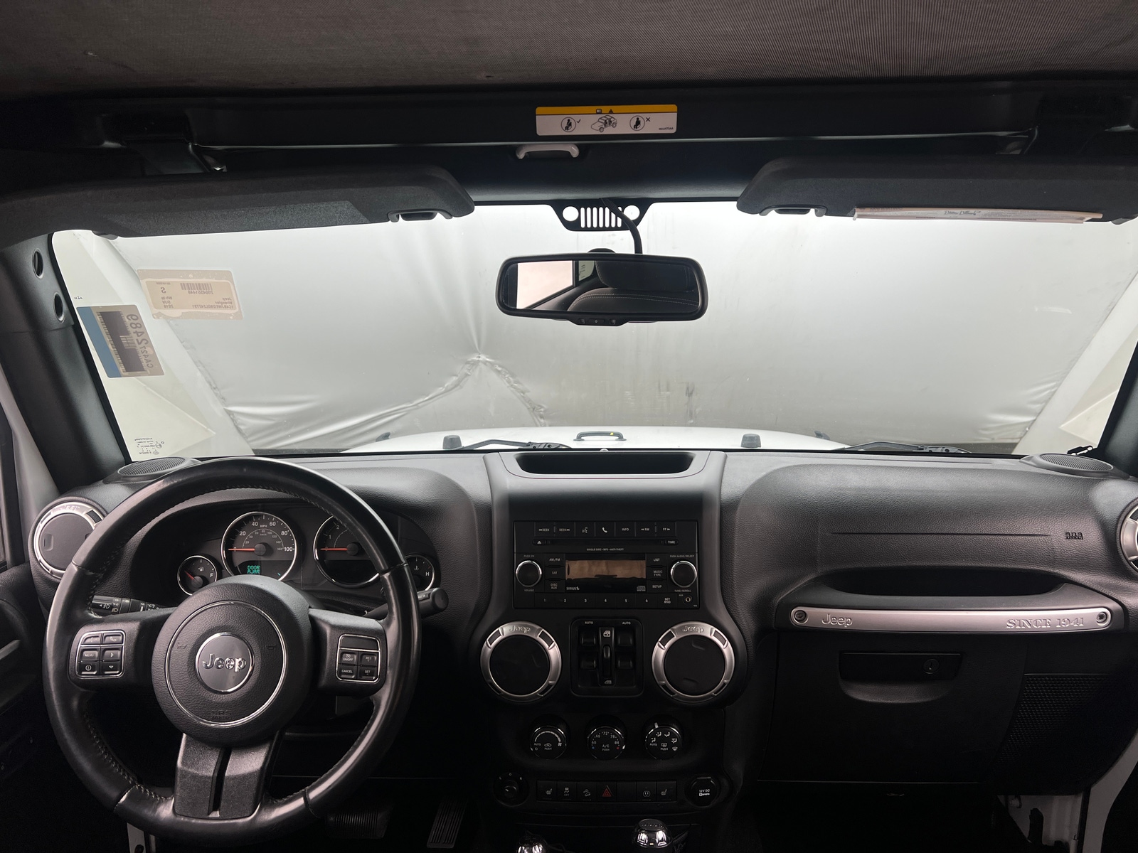 Thumbnail: 2016 Jeep Wrangler - 3