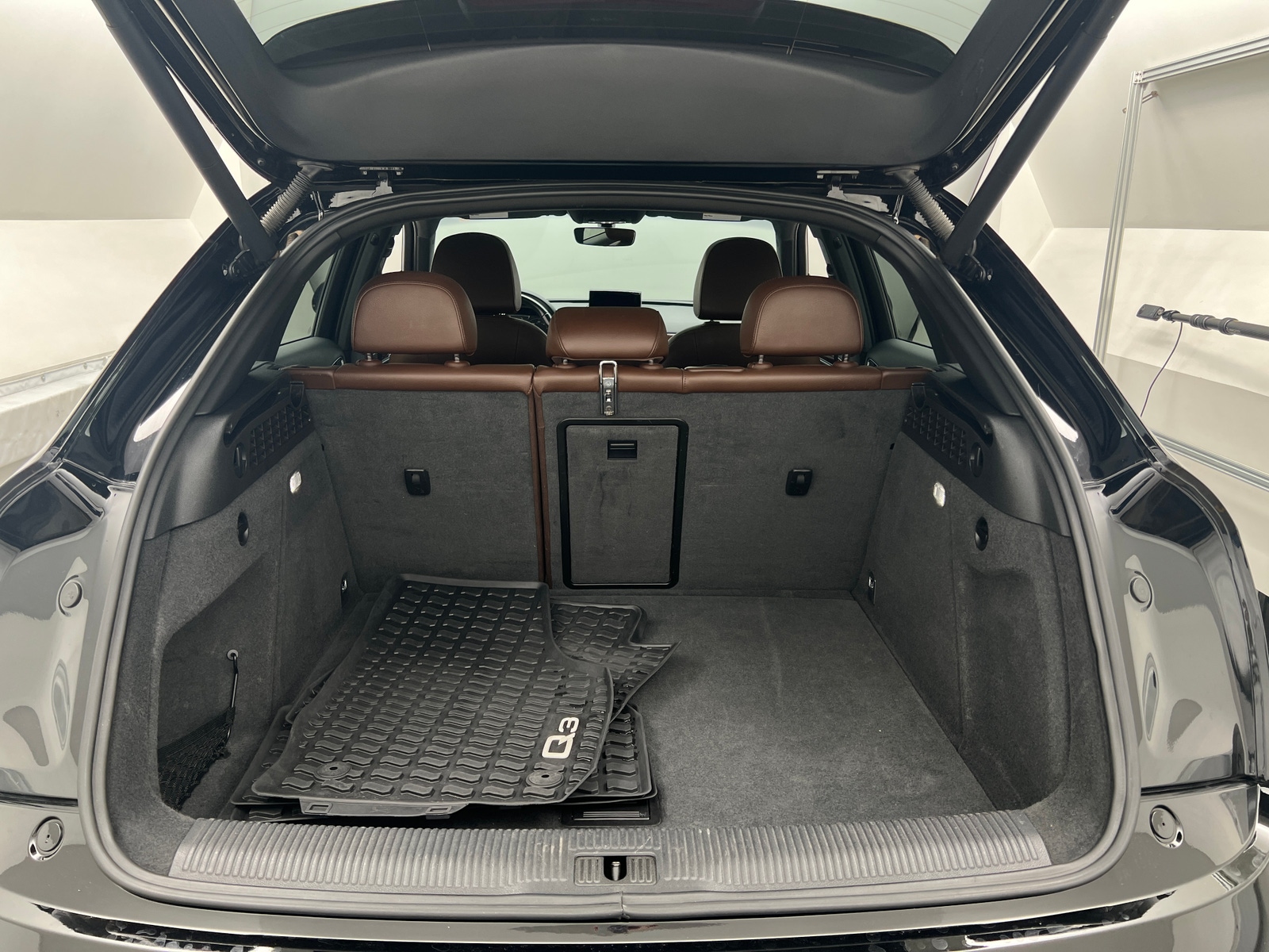 Thumbnail: 2017 Audi Q3 - 6