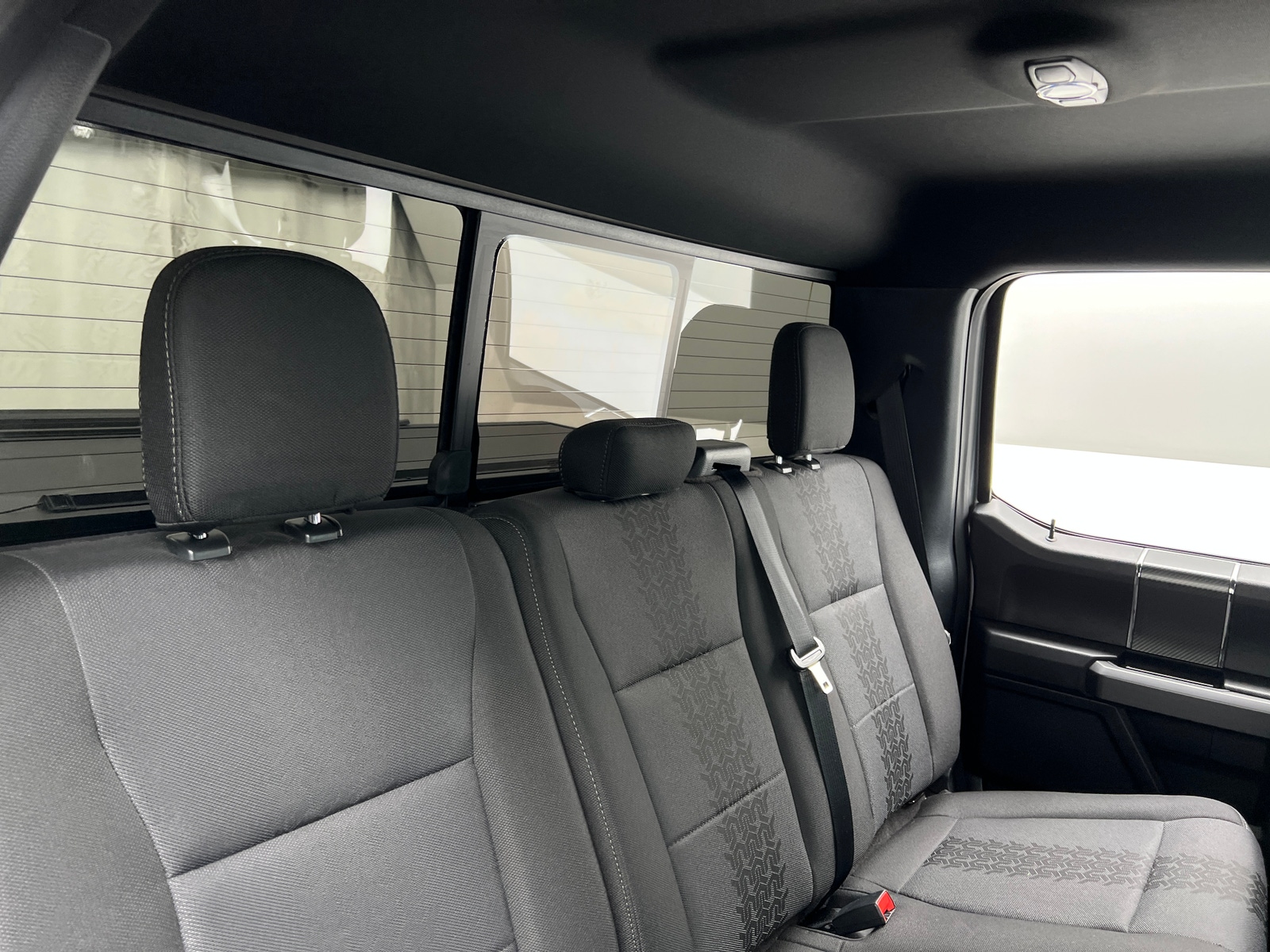 Thumbnail: 2020 Ford Econoline - 6