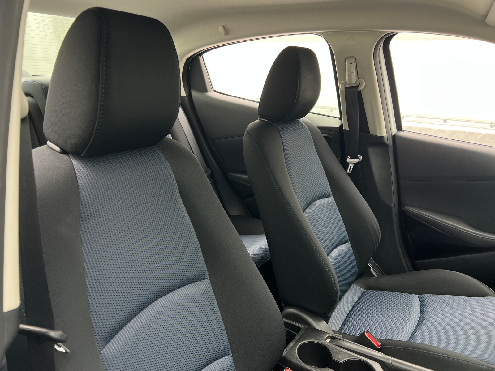 Thumbnail: 2017 Toyota Yaris iA - 2