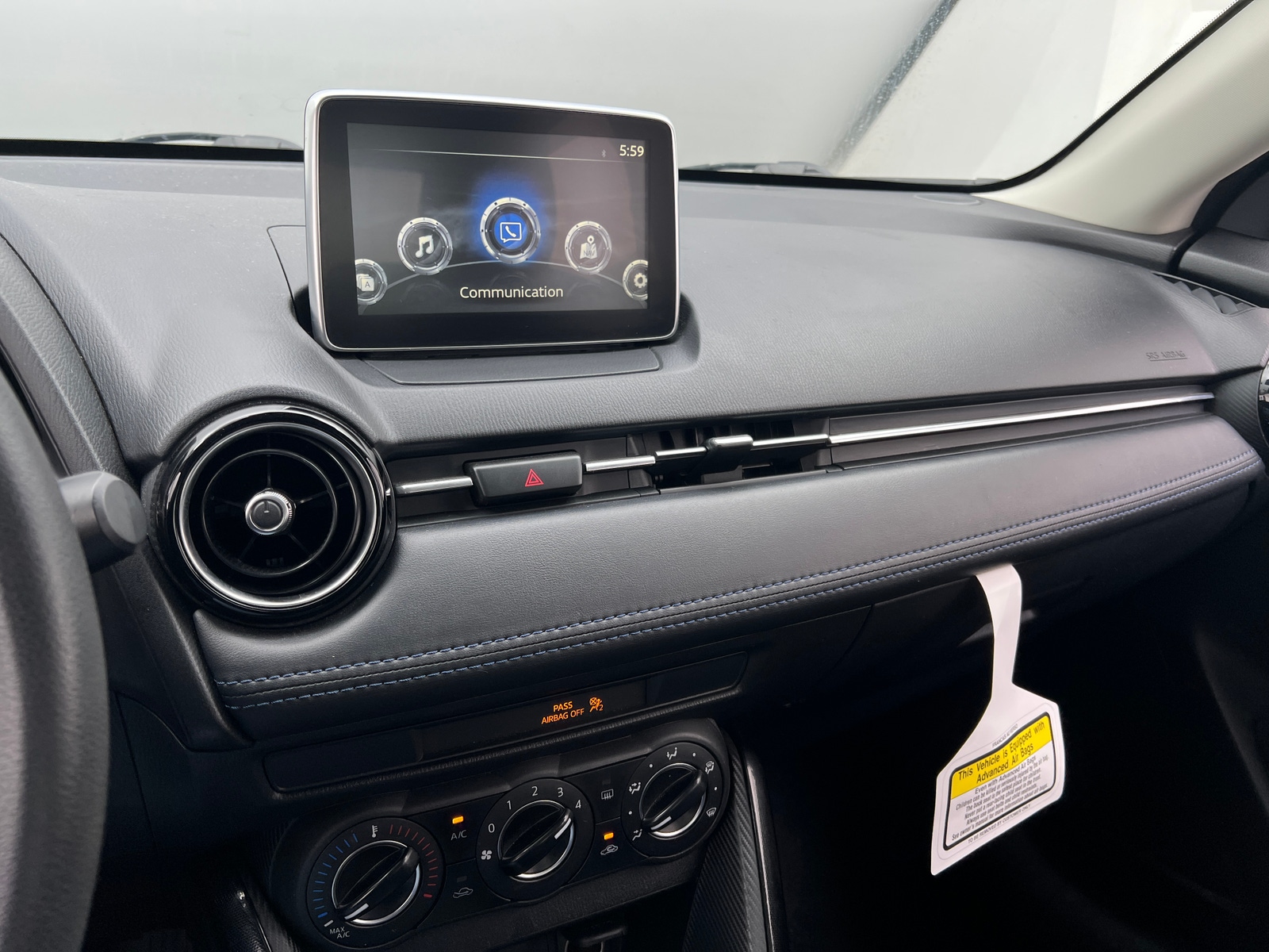 Thumbnail: 2017 Toyota Yaris iA - 4