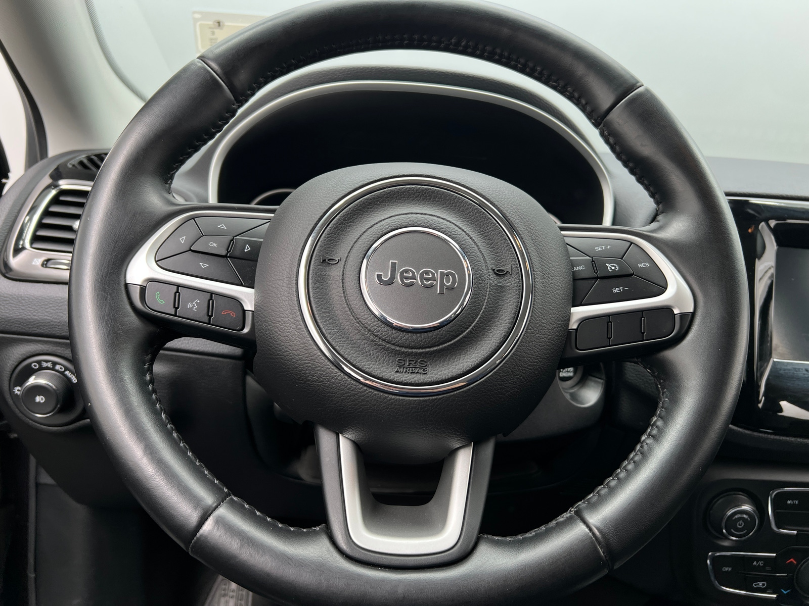 Thumbnail: 2020 Jeep Compass - 5