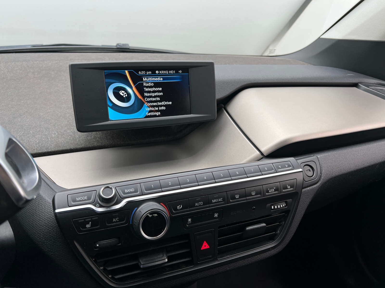 Thumbnail: 2018 BMW i3 - 4