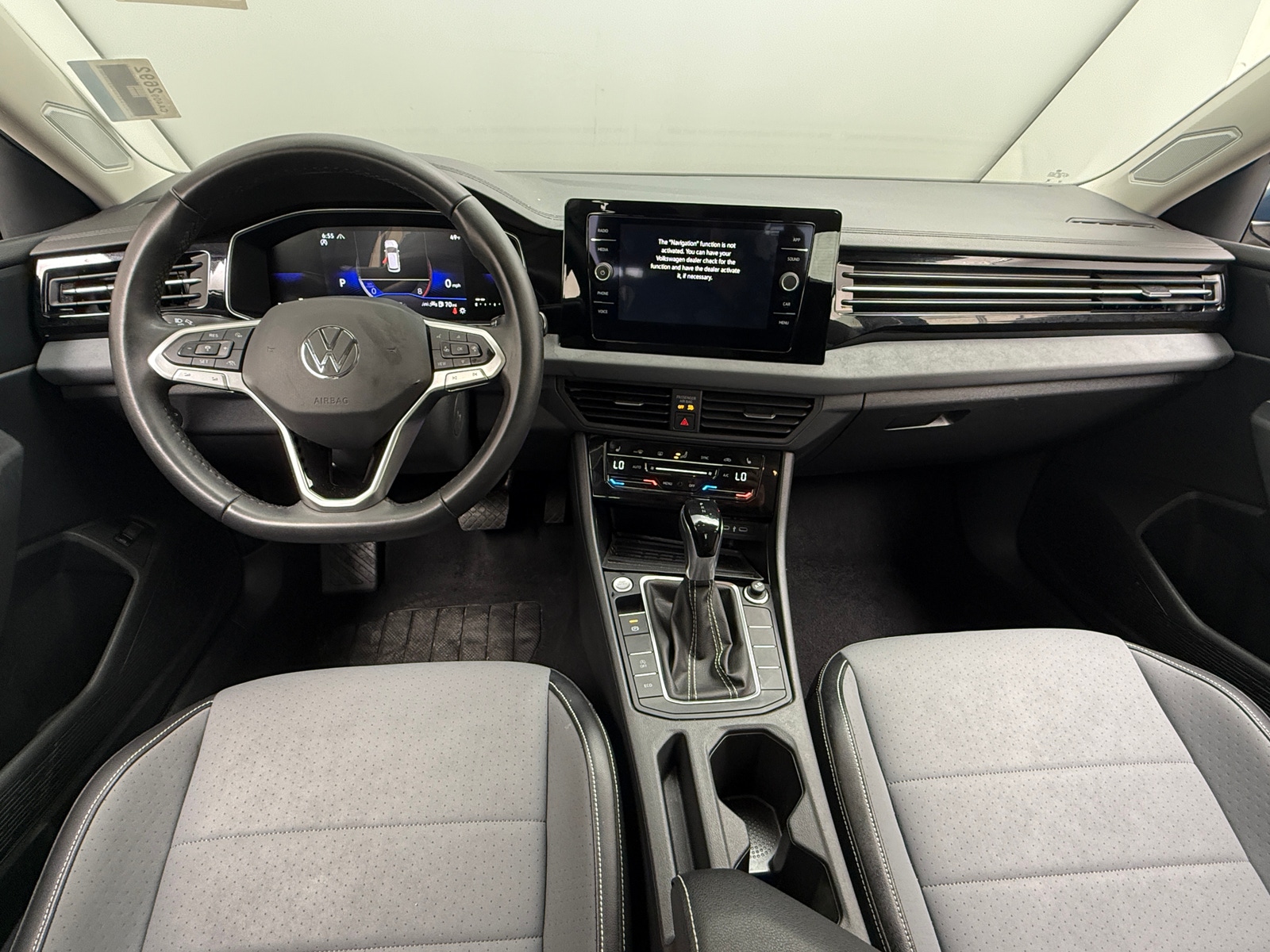 Thumbnail: 2025 Volkswagen Jetta - 2