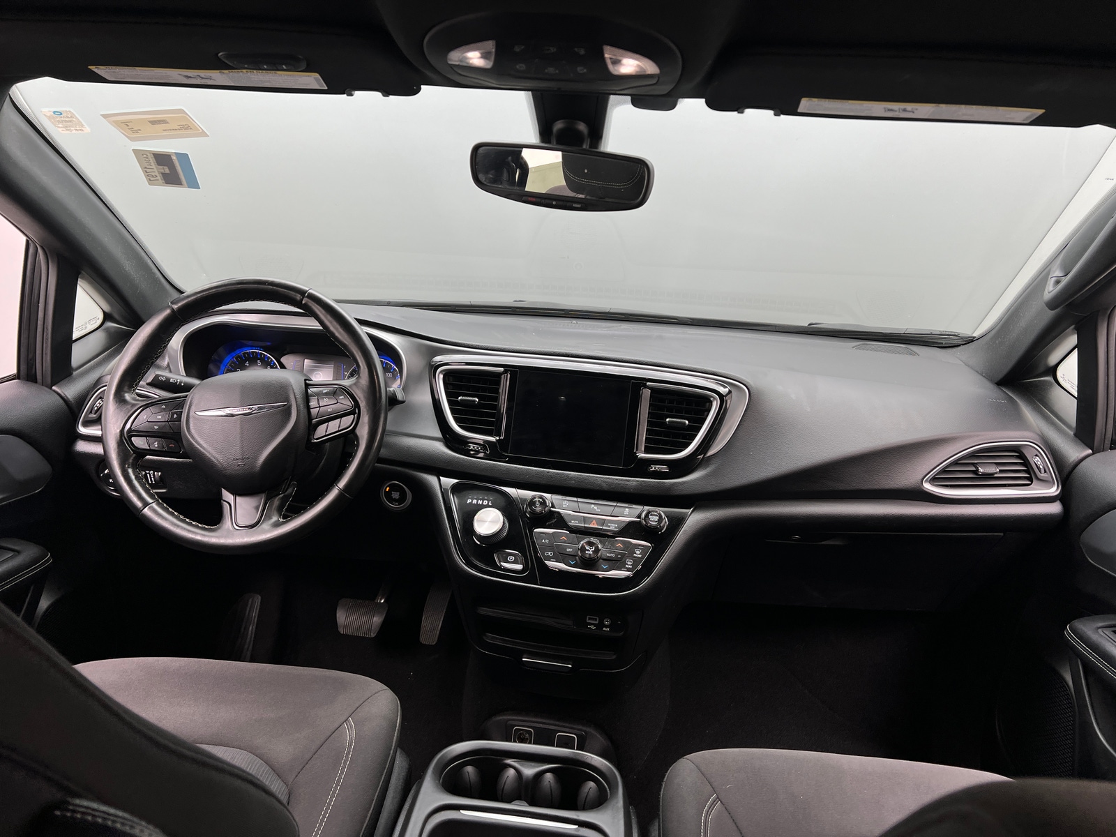 Thumbnail: 2019 Chrysler Pacifica - 3