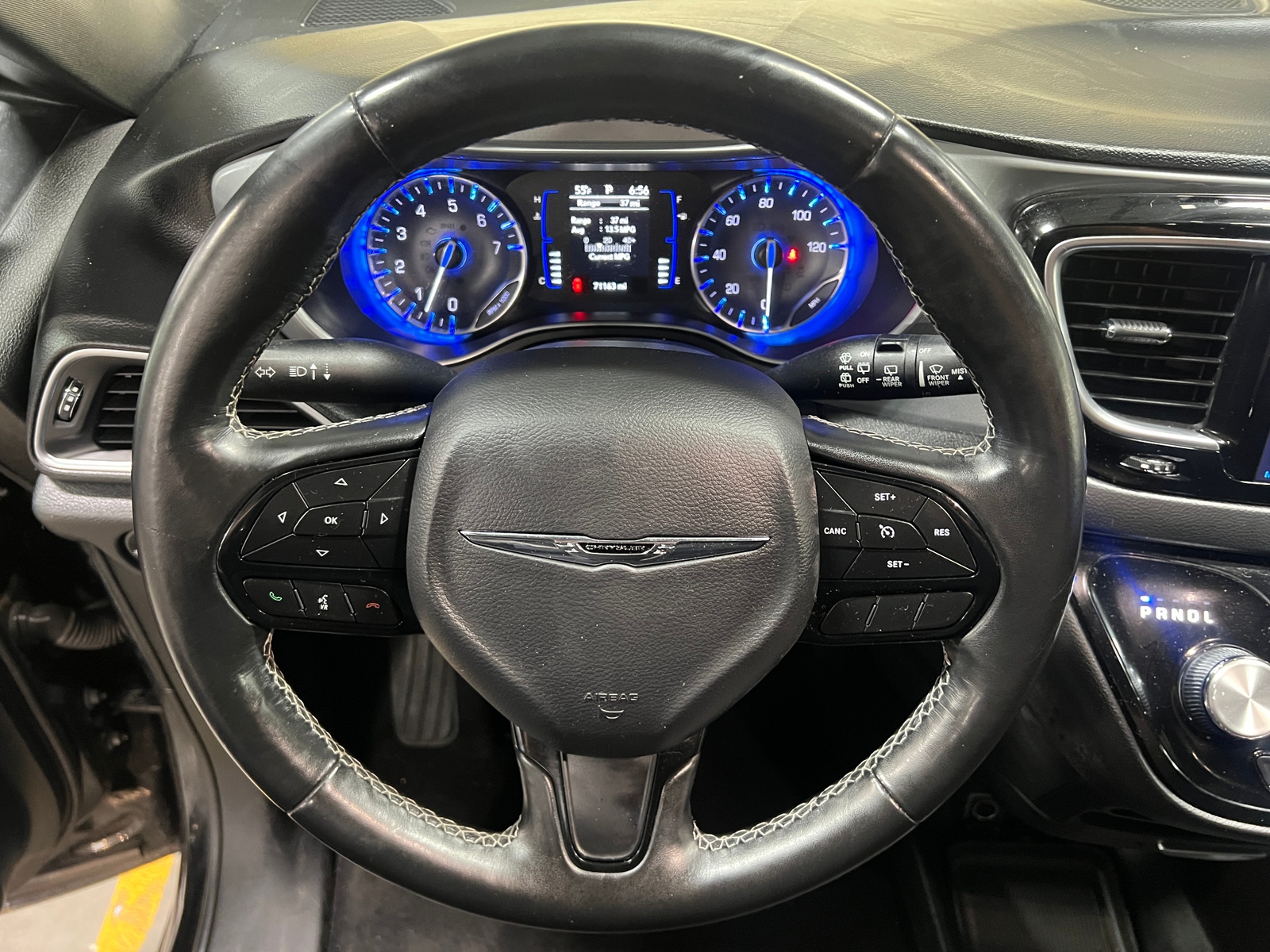 Thumbnail: 2019 Chrysler Pacifica - 5