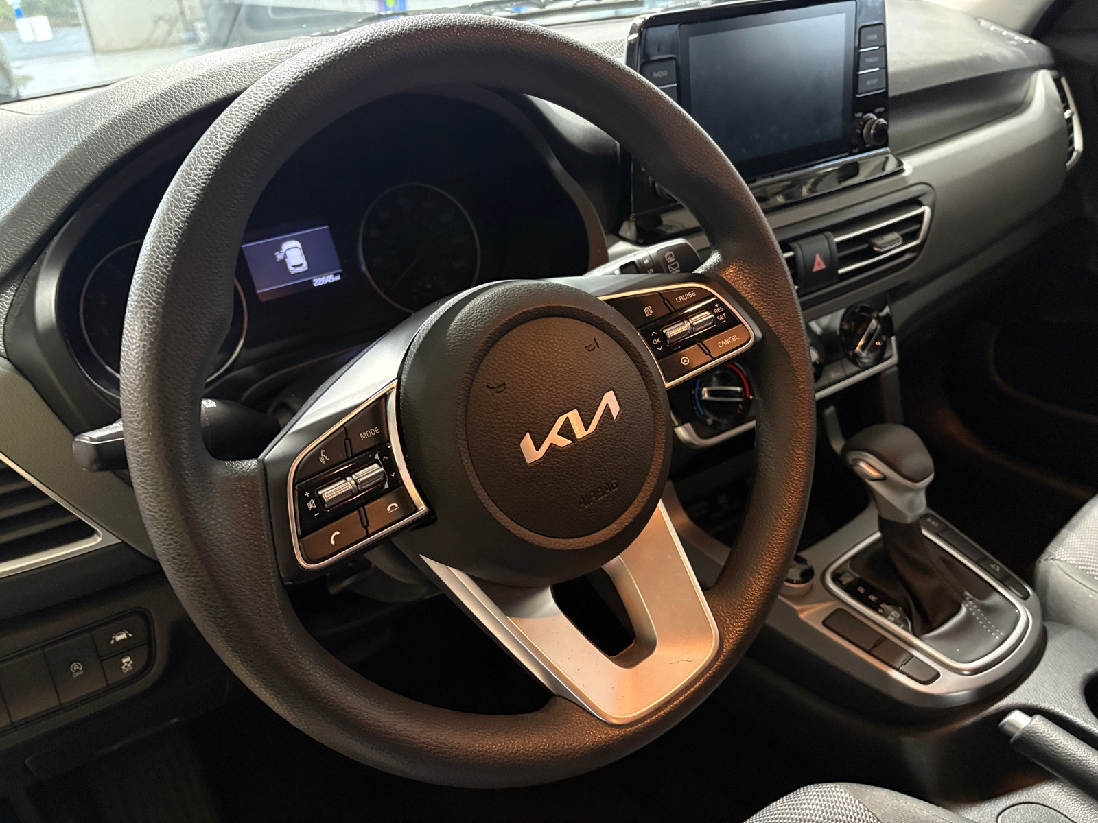 Thumbnail: 2023 Kia Seltos - 5