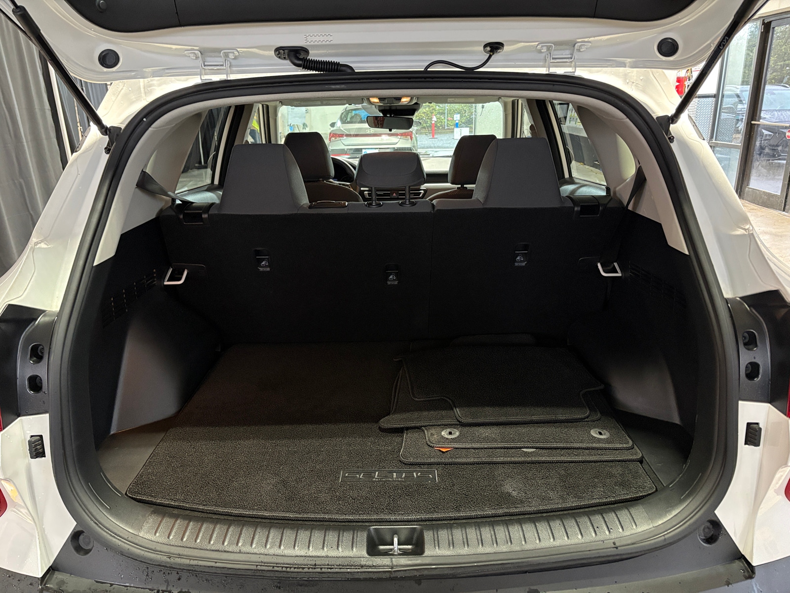 Thumbnail: 2023 Kia Seltos - 7