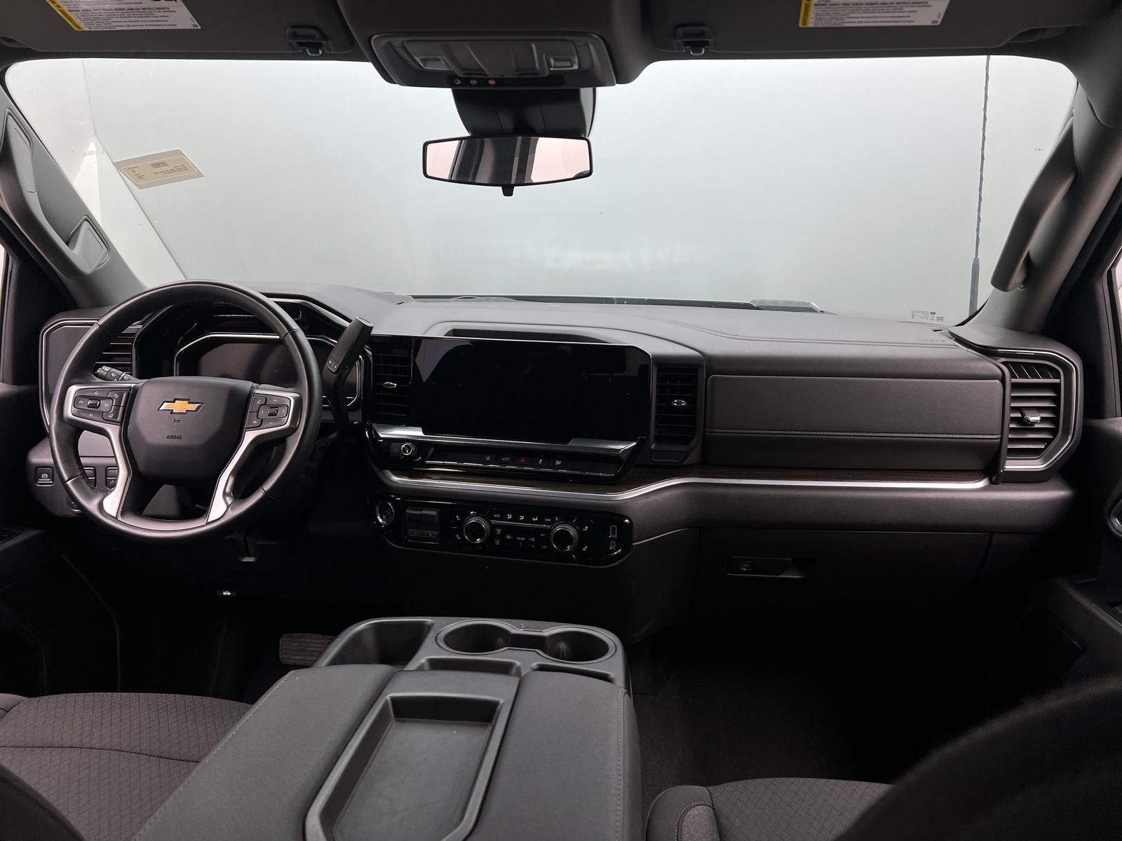 Thumbnail: 2025 Chevrolet Silverado 2500 - 3