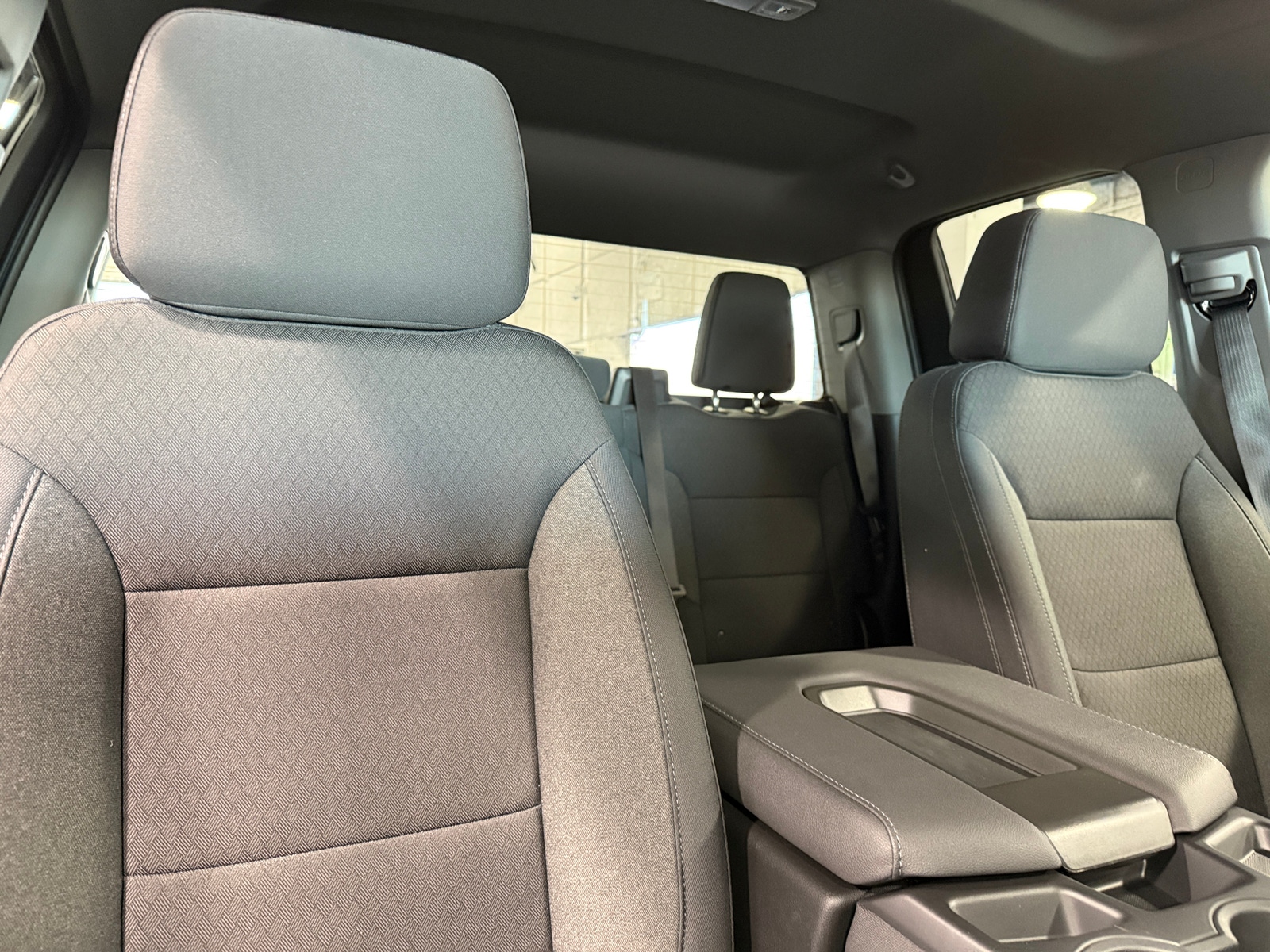 Thumbnail: 2026 Chevrolet Silverado 1500 - 2