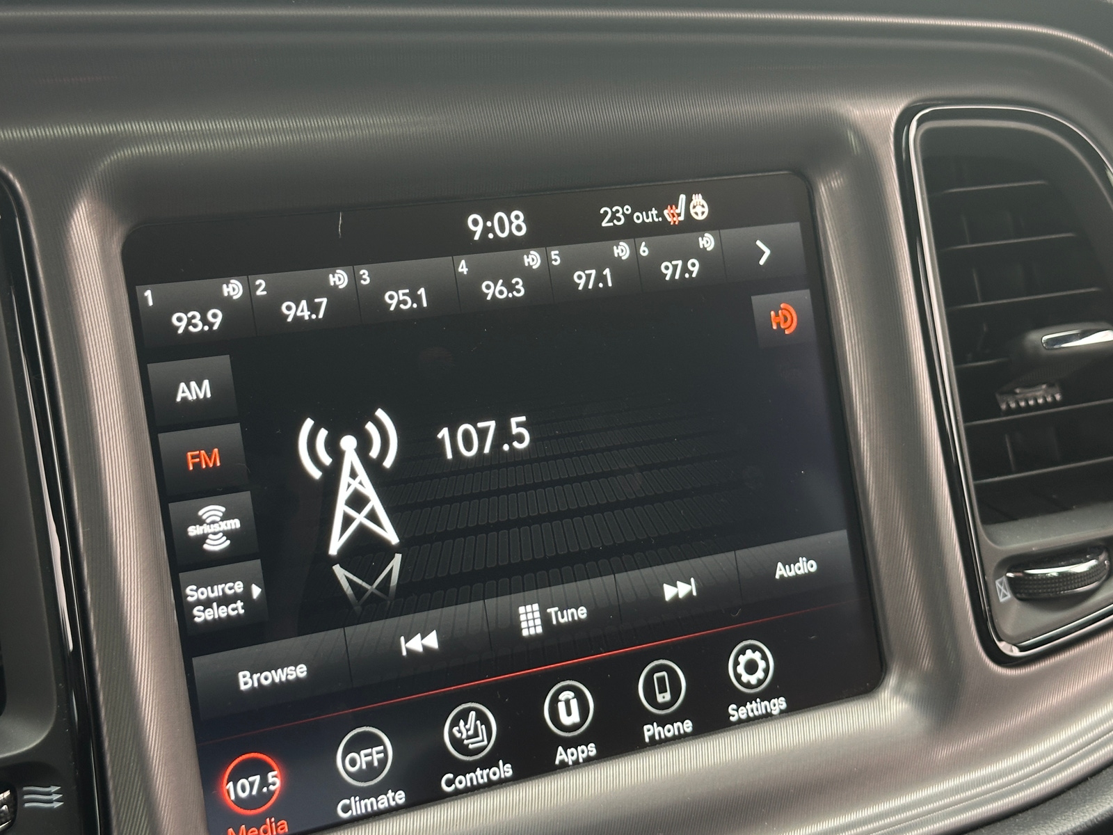 Thumbnail: 2023 Dodge Challenger - 4