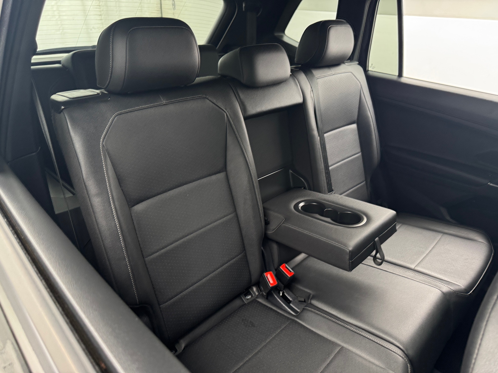 Thumbnail: 2020 Volkswagen Tiguan - 5