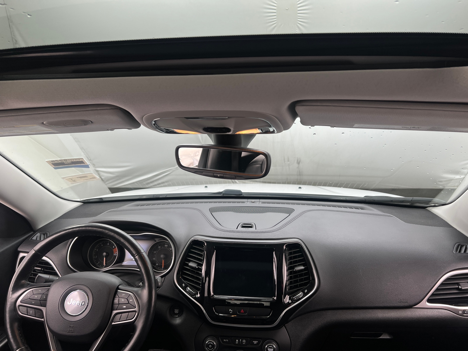 Thumbnail: 2020 Jeep Cherokee - 2