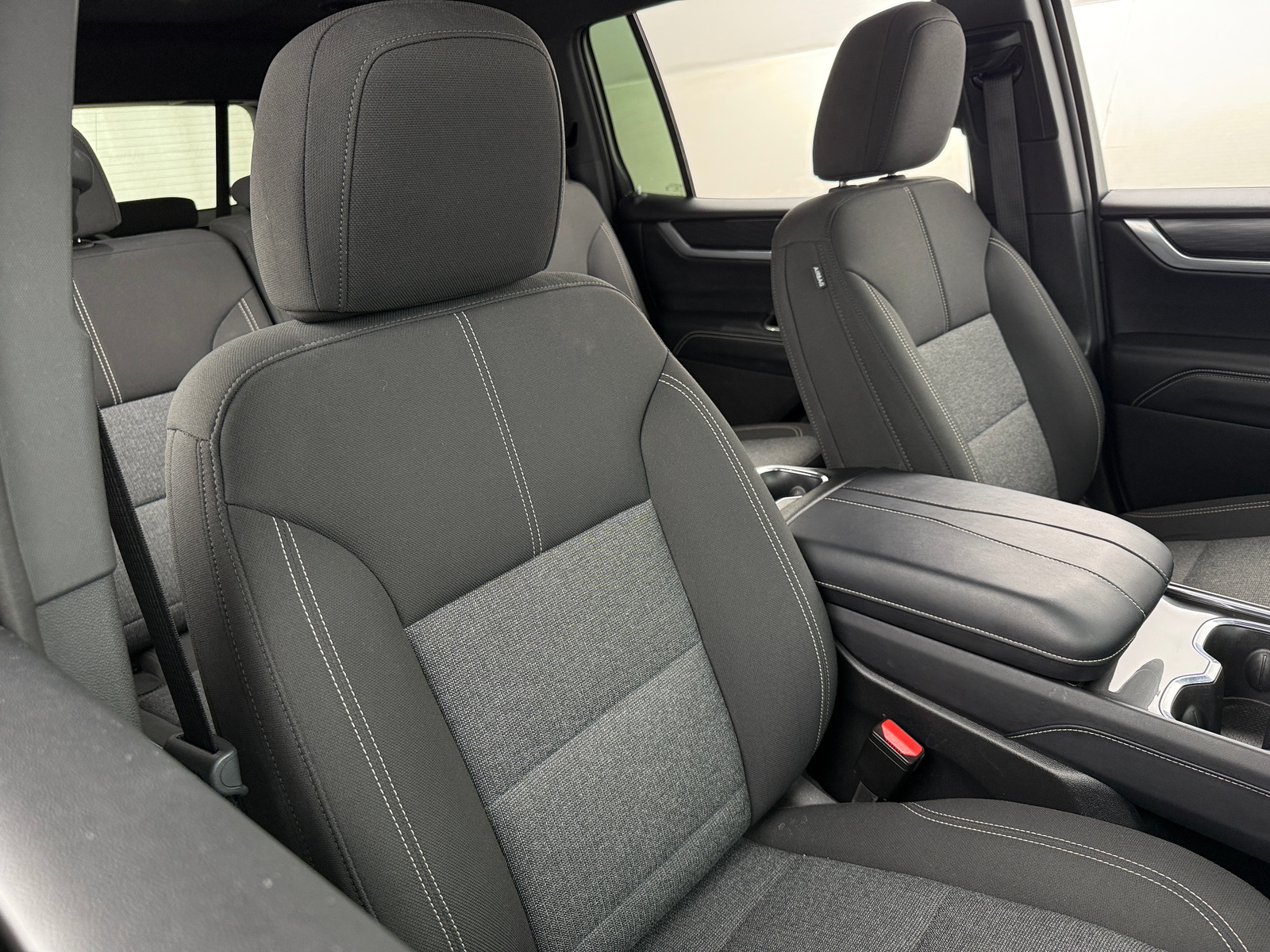 Thumbnail: 2025 GMC Acadia - 2