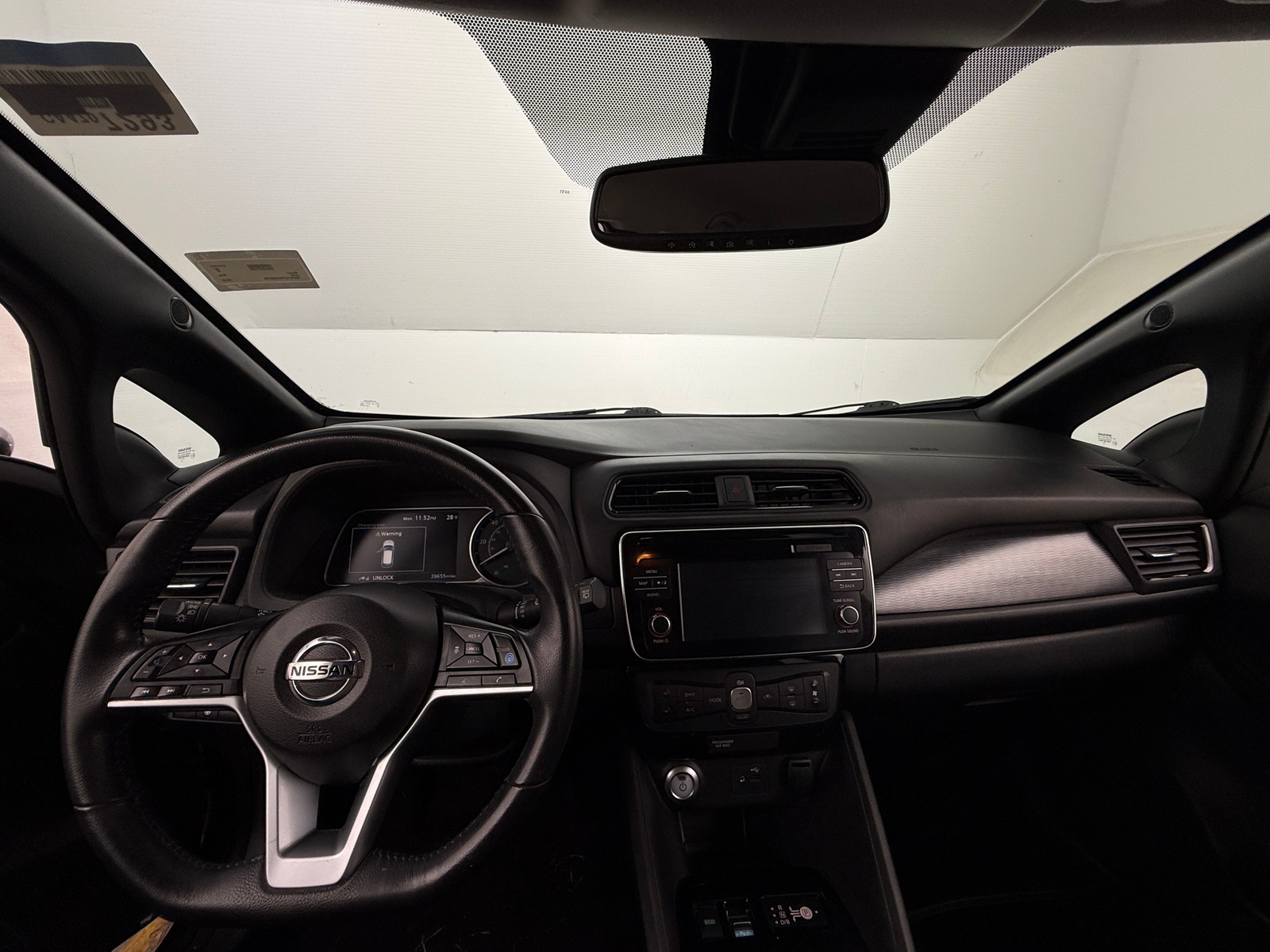 Thumbnail: 2018 Nissan Leaf - 3