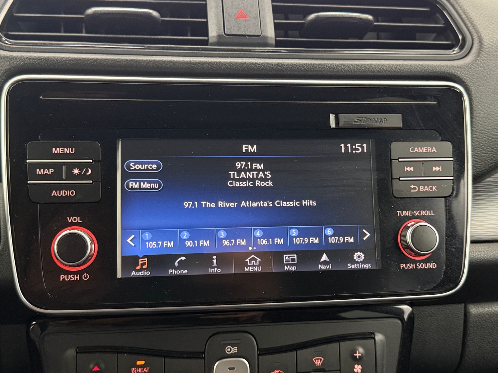 Thumbnail: 2018 Nissan Leaf - 4