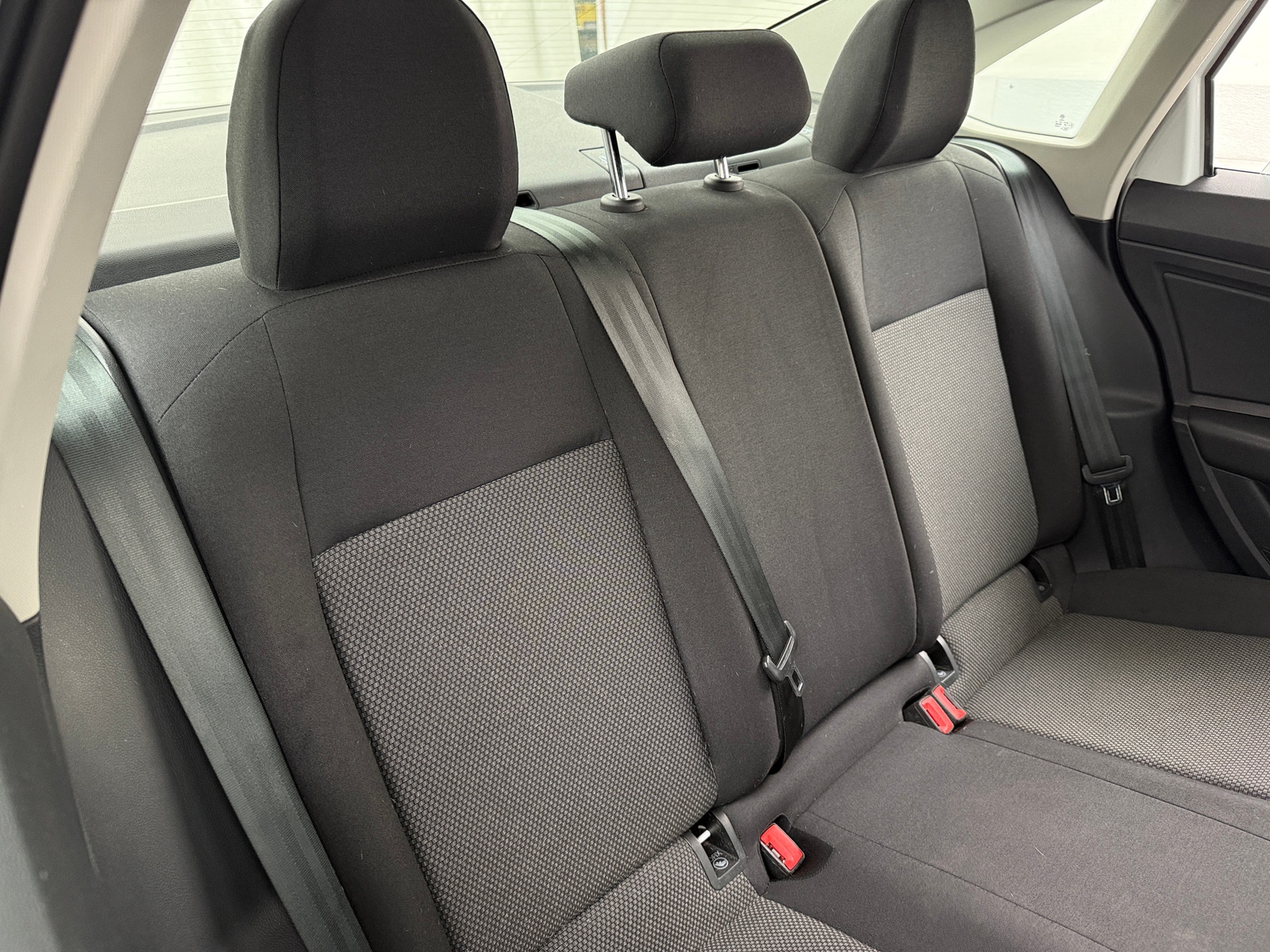 Thumbnail: 2021 Volkswagen Jetta - 6