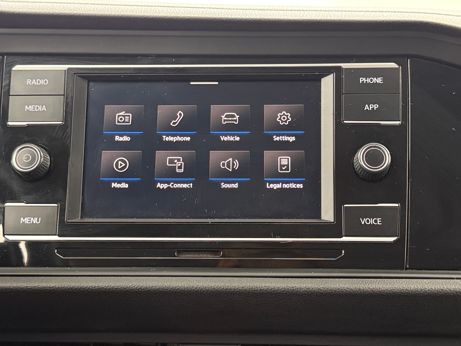 Thumbnail: 2021 Volkswagen Jetta - 4